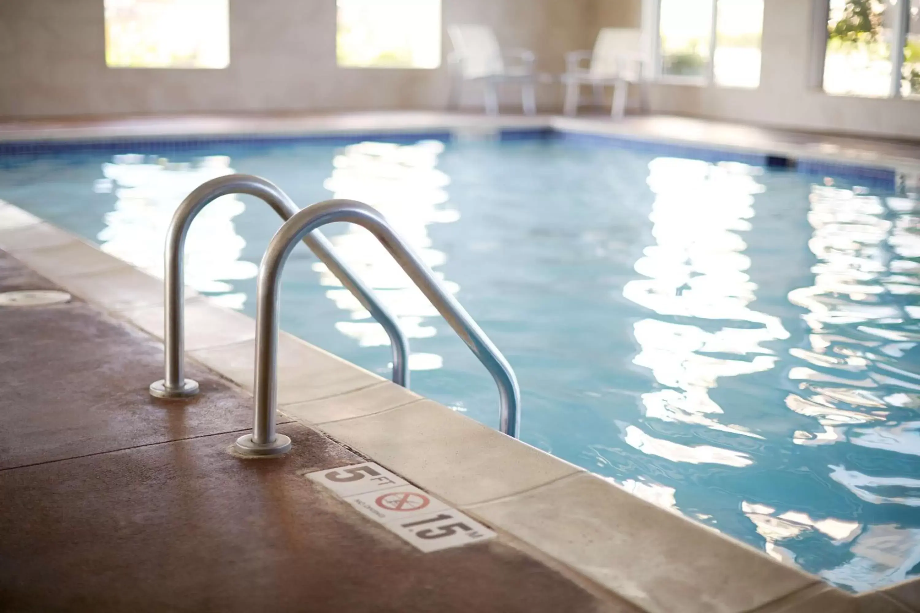 Activities, Swimming Pool in Hyatt Place Detroit/Livonia