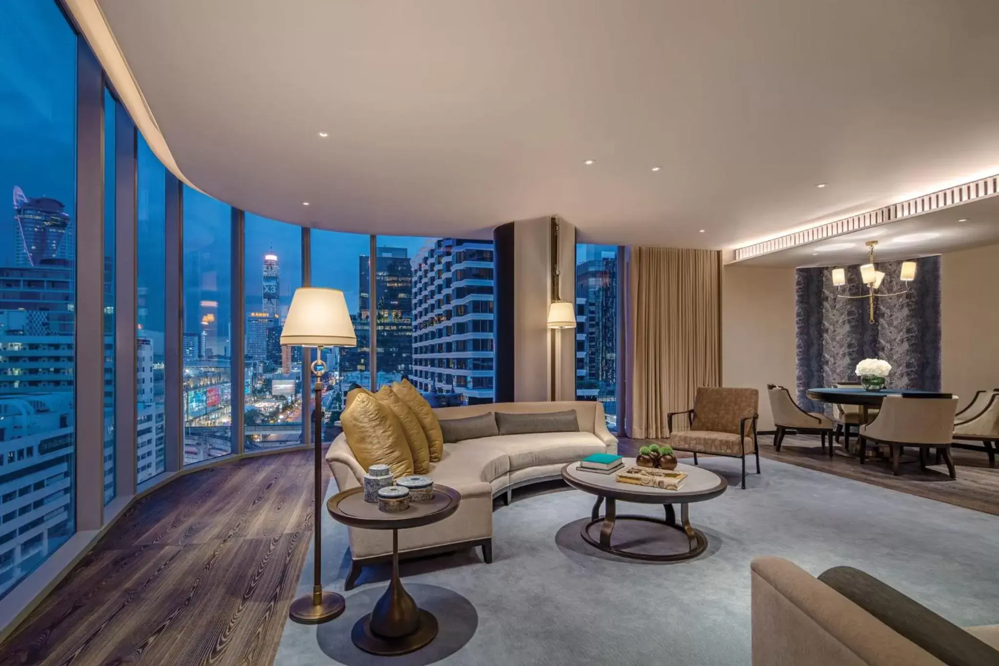 Living room, Seating Area in Waldorf Astoria Bangkok