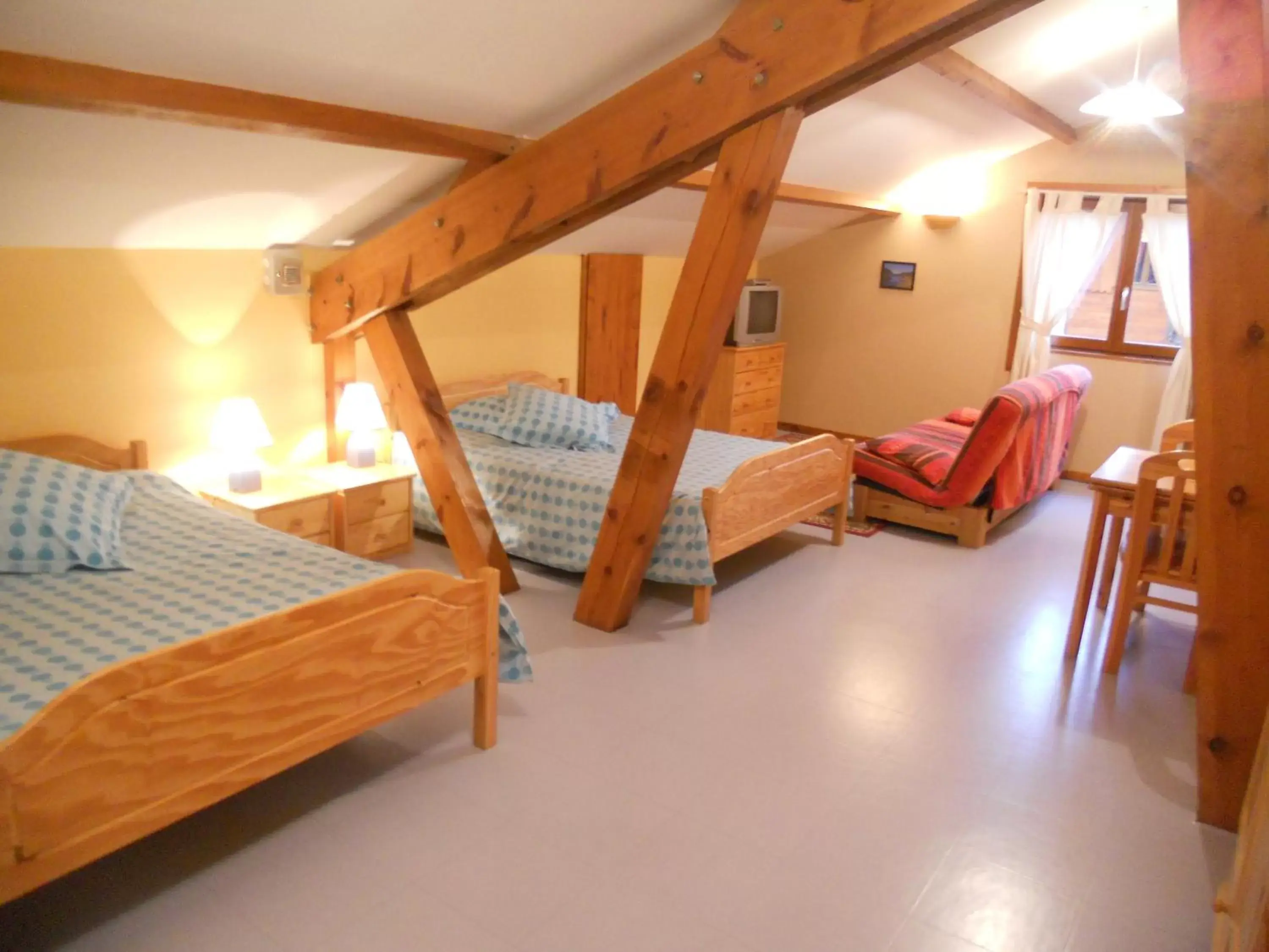 Bedroom, Bunk Bed in Auberge du Saut des Cuves