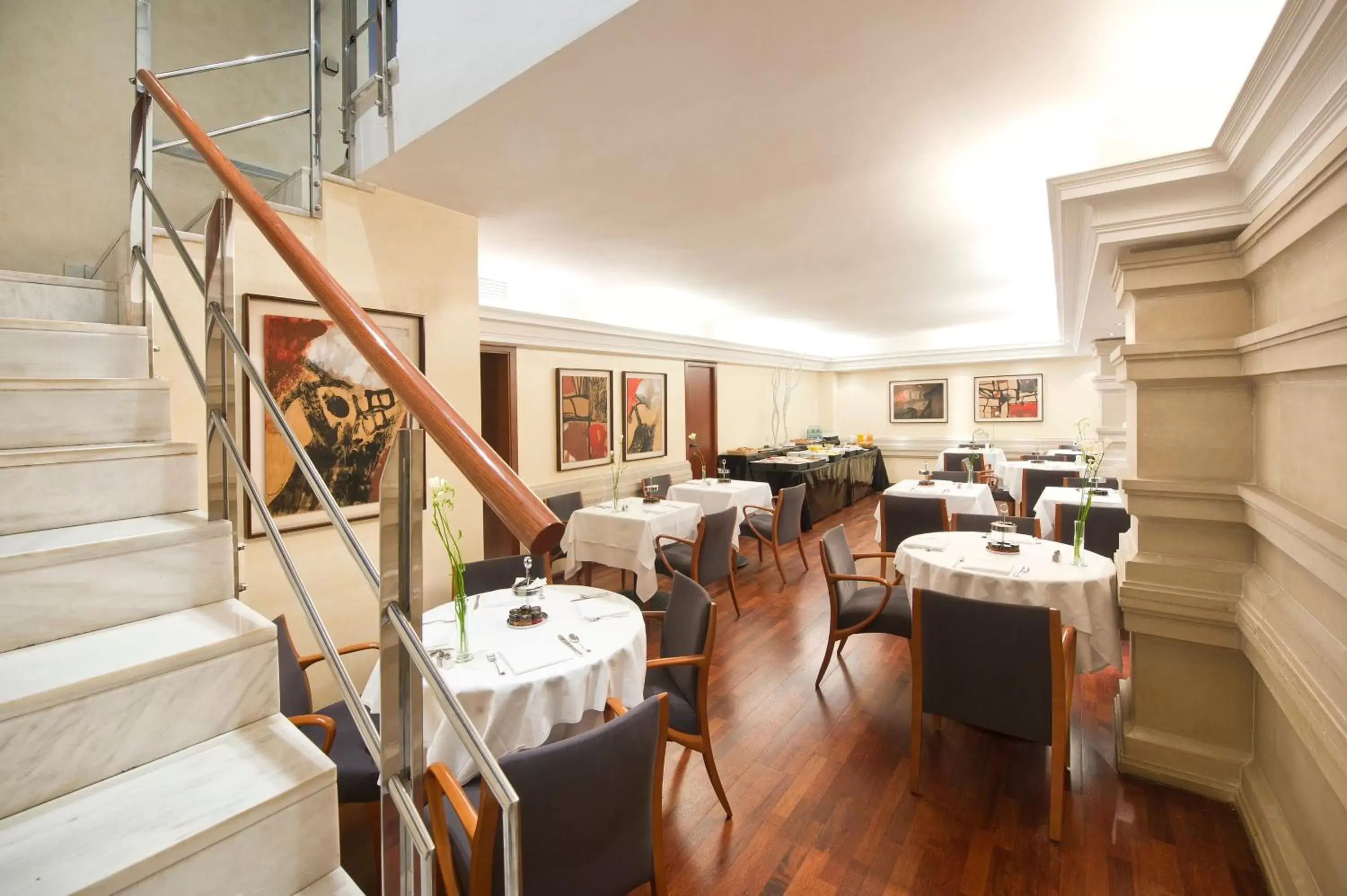 Restaurant/Places to Eat in Hotel Gran Derby Suites, a Small Luxury Hotel of the World