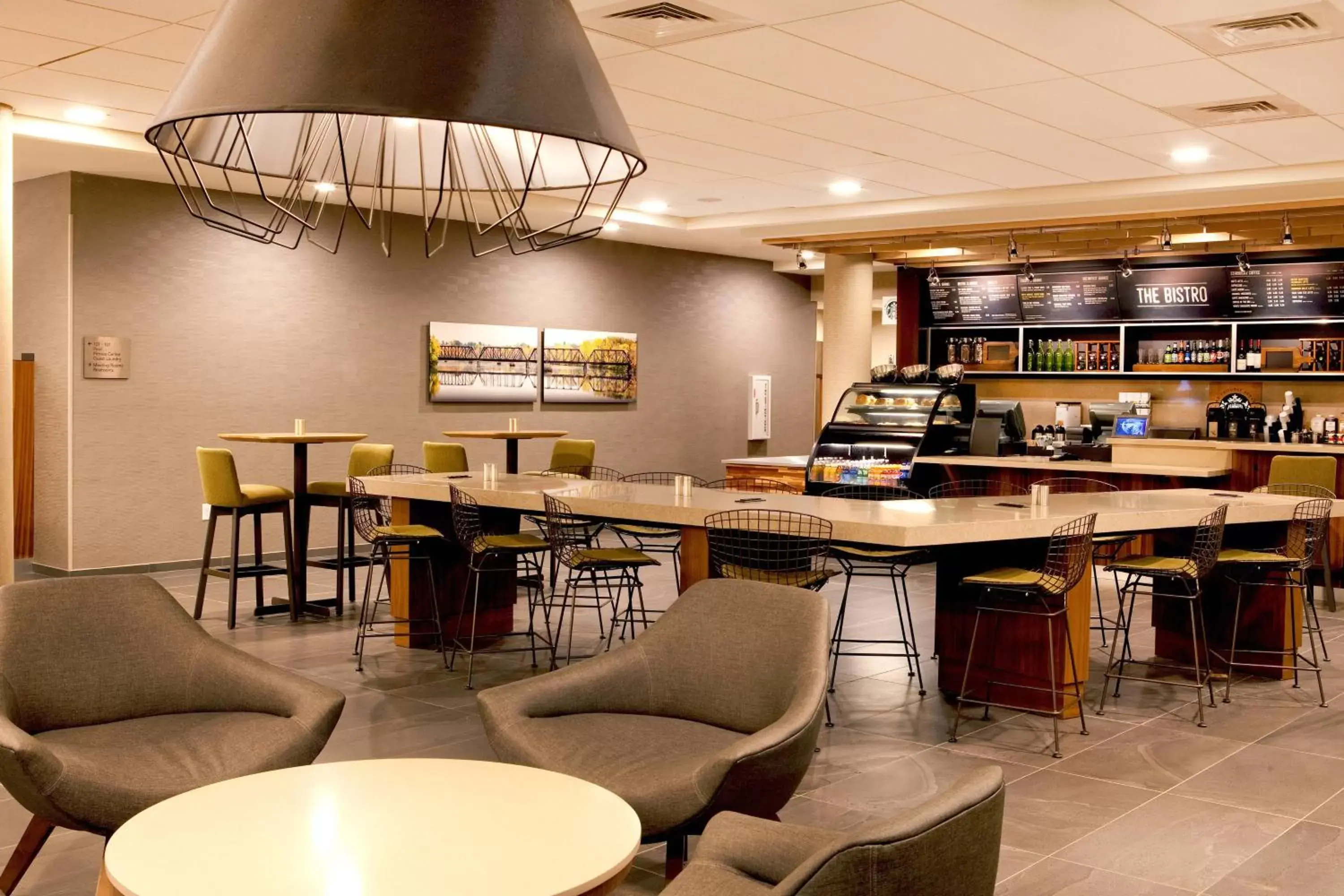 Lobby or reception, Restaurant/Places to Eat in Courtyard by Marriott Yonkers Westchester County