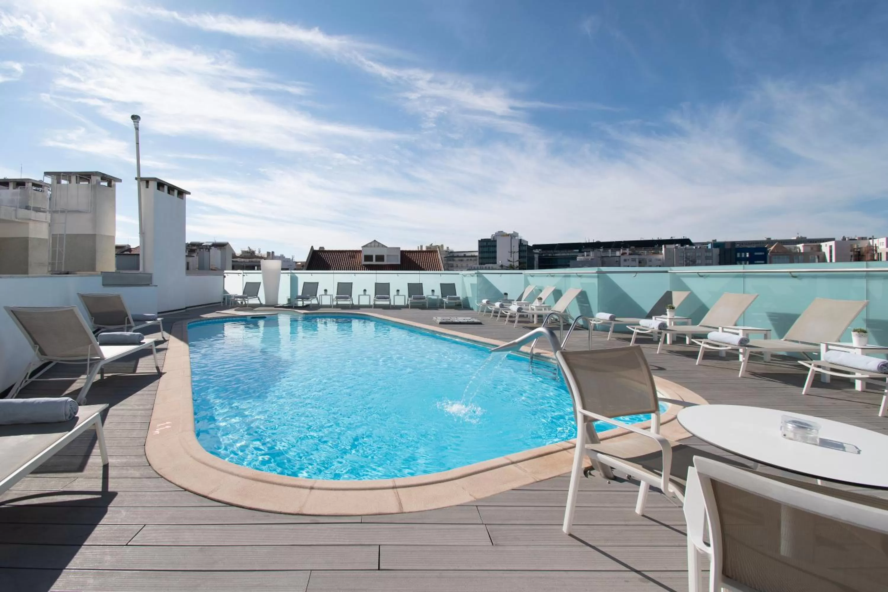 Swimming pool in SANA Reno Hotel