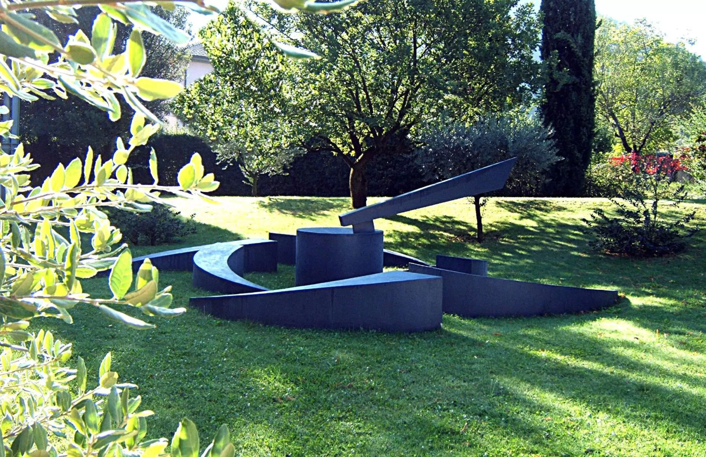 Garden in Albornoz Palace Hotel