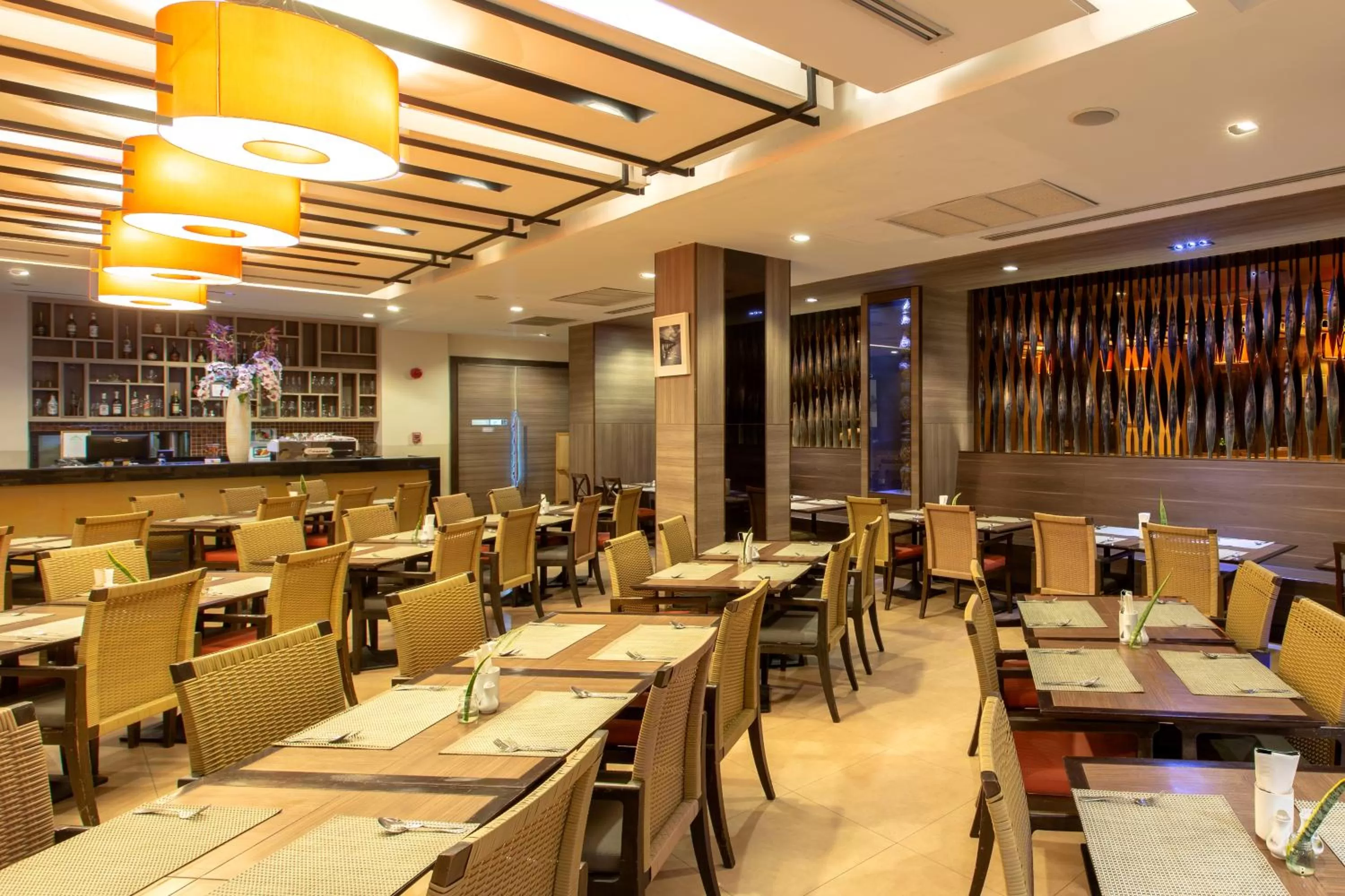 Restaurant/places to eat in Mida Hotel Don Mueang Airport