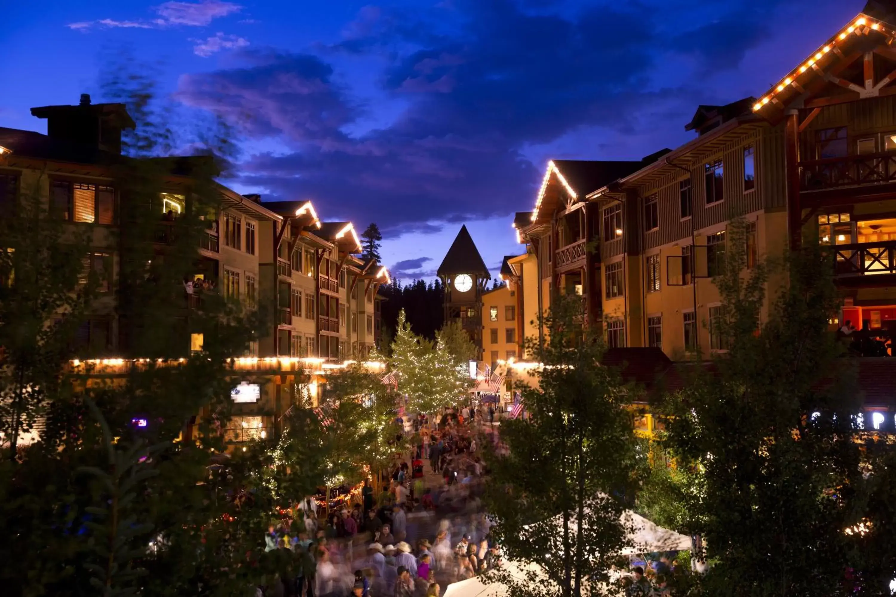 Restaurant/places to eat in The Village Lodge Restaurant/places to eat in The Village Lodge