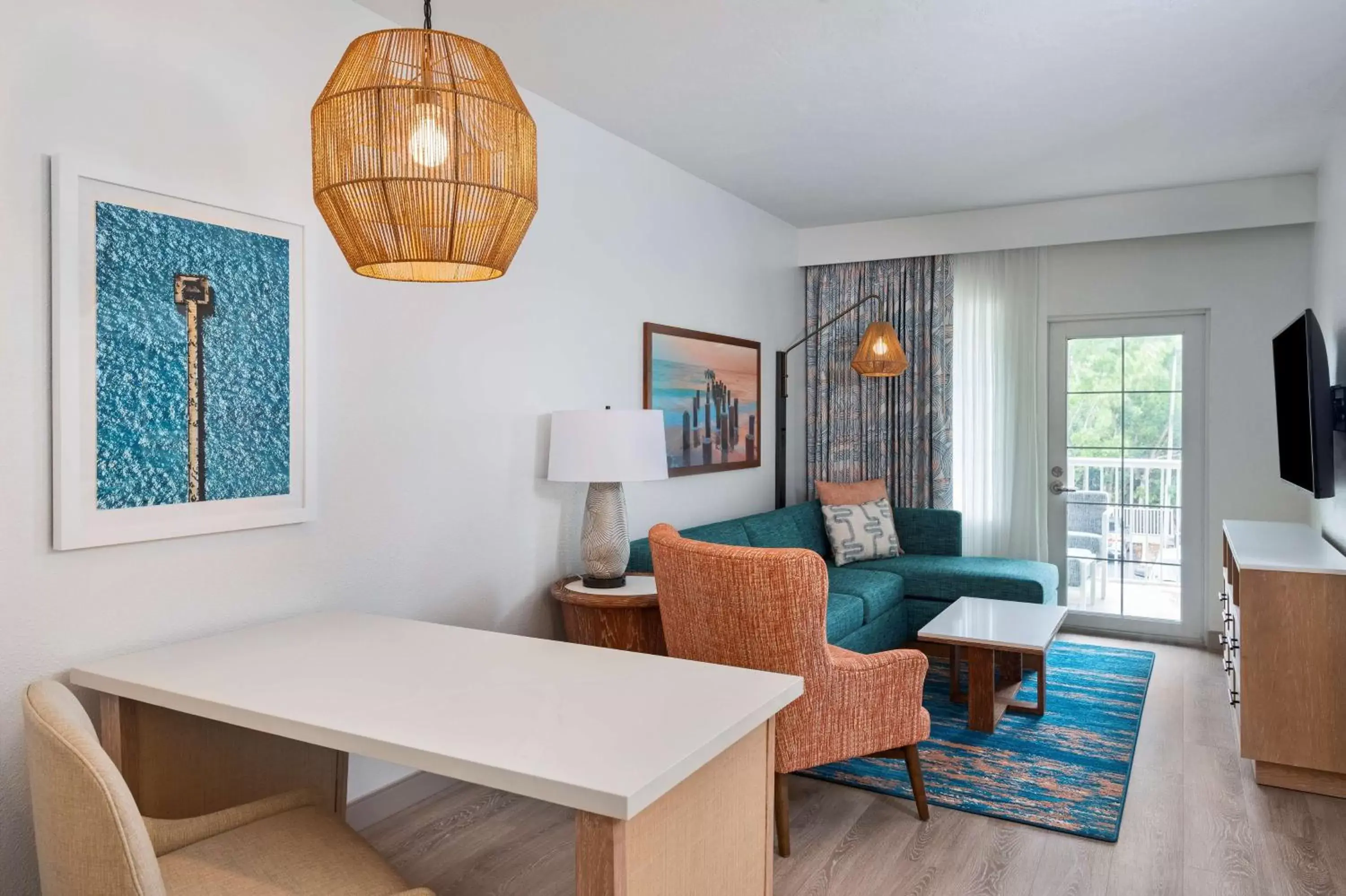 Bedroom, Seating Area in DoubleTree Suites by Hilton Naples