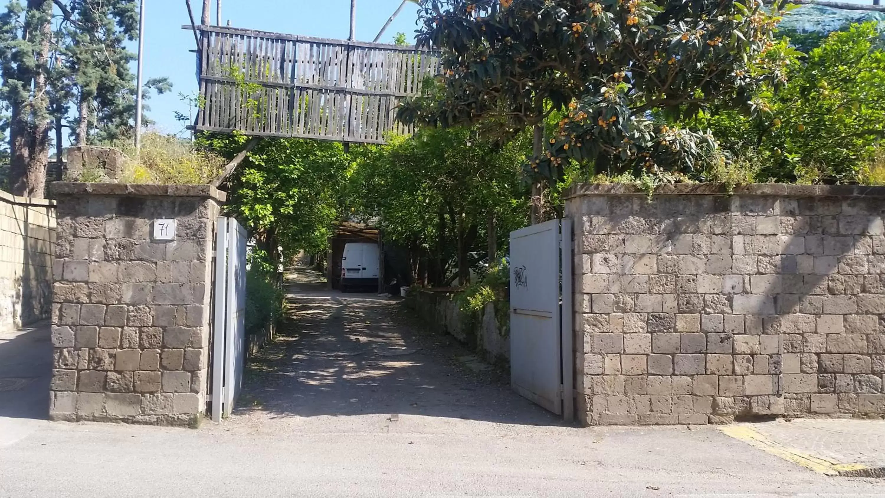 Street view in Casa Carolina B&B