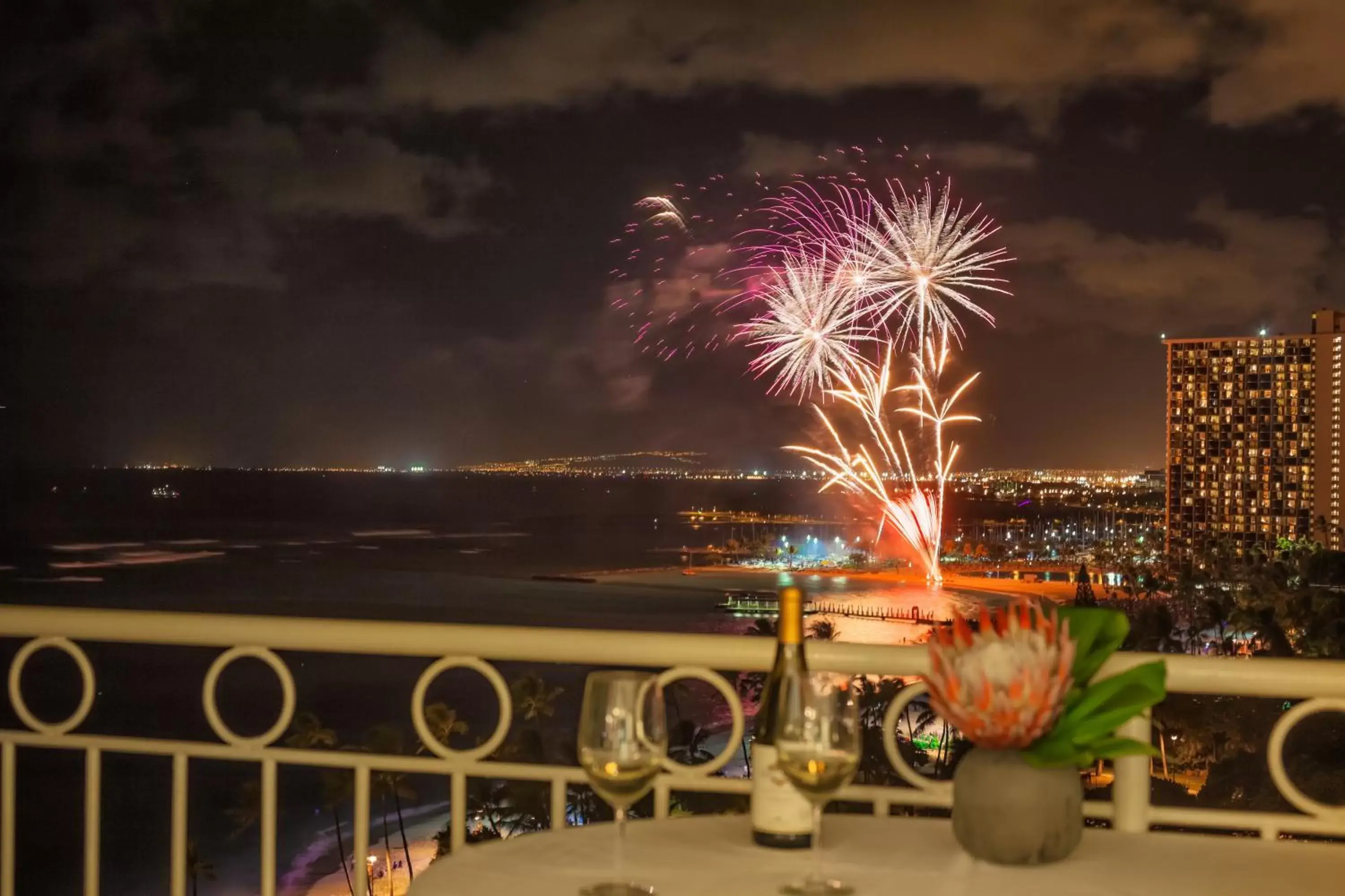 Balcony/Terrace in Castle Waikiki Shore Beachfront Condominiums