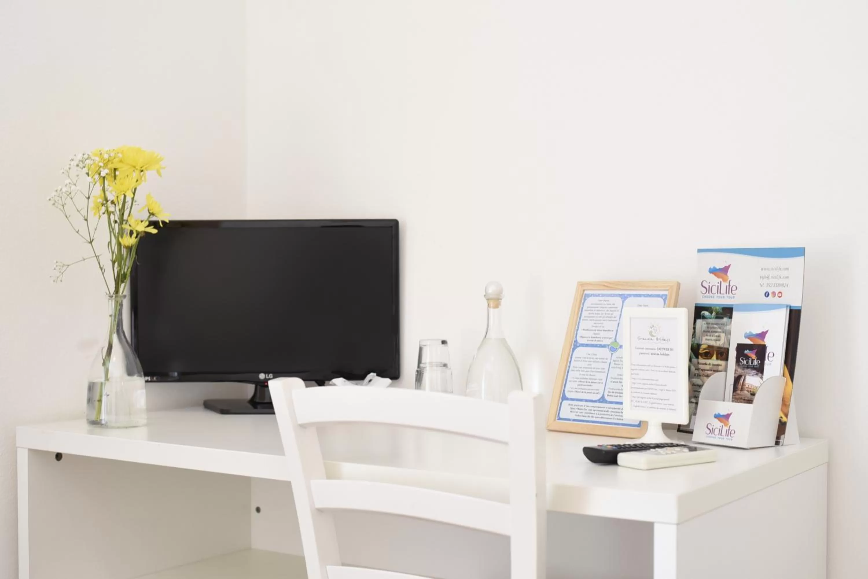 TV and multimedia in B&B Siracusa Holidays