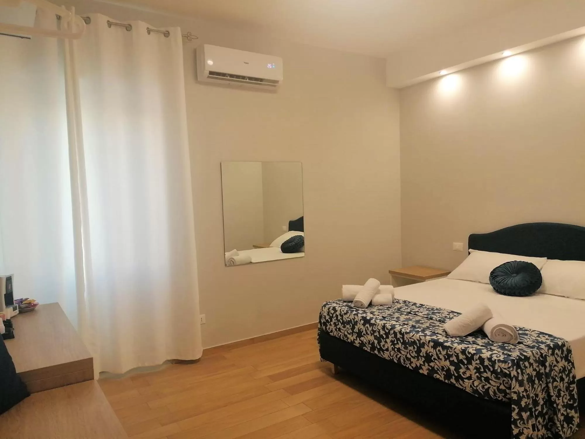 Photo of the whole room, Bed in Nike Luxury Rooms