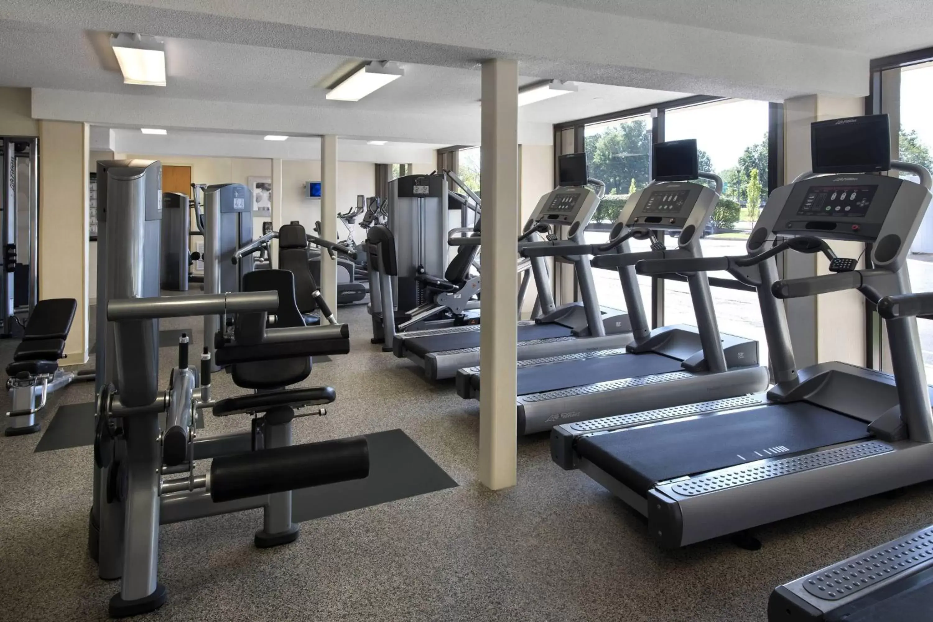 Fitness centre/facilities, Fitness Center/Facilities in Marriott Saddle Brook