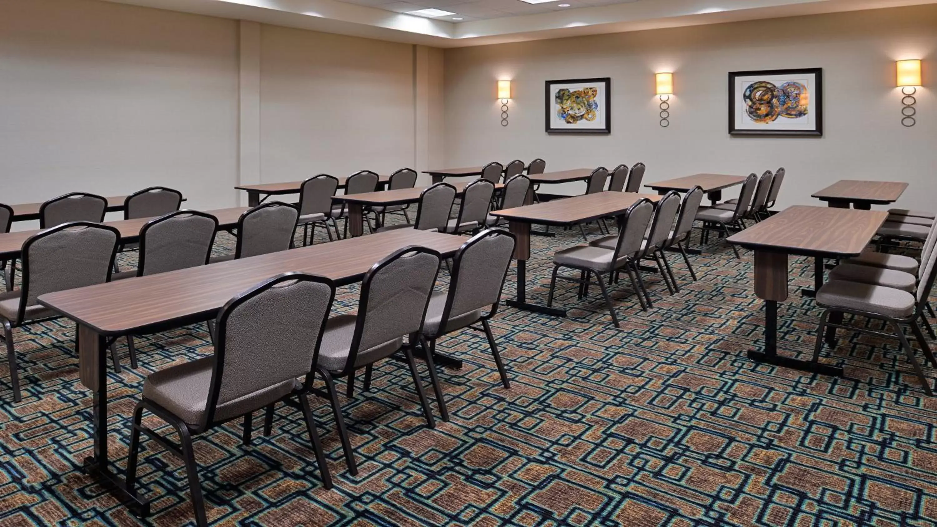 Meeting/conference room in Holiday Inn Hotel & Suites Edmonton Airport Conference Centre, an IHG Hotel