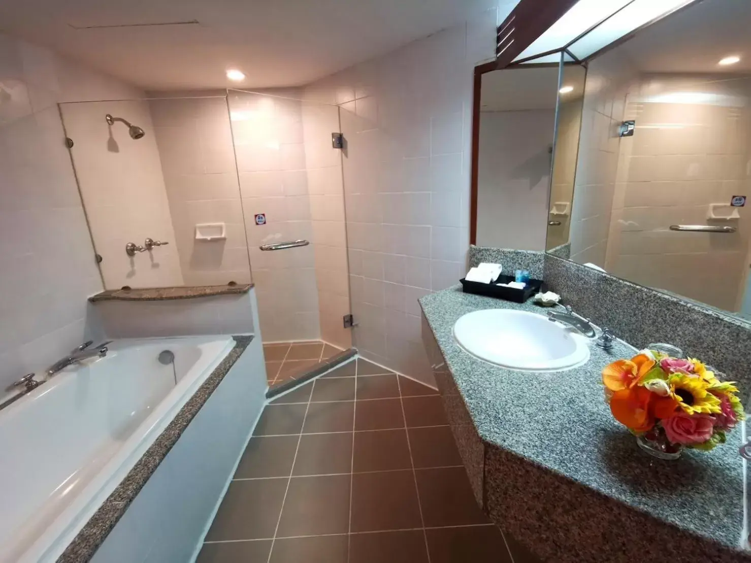 Bathroom in Duangtawan Hotel Chiang Mai -SHA Extra Plus