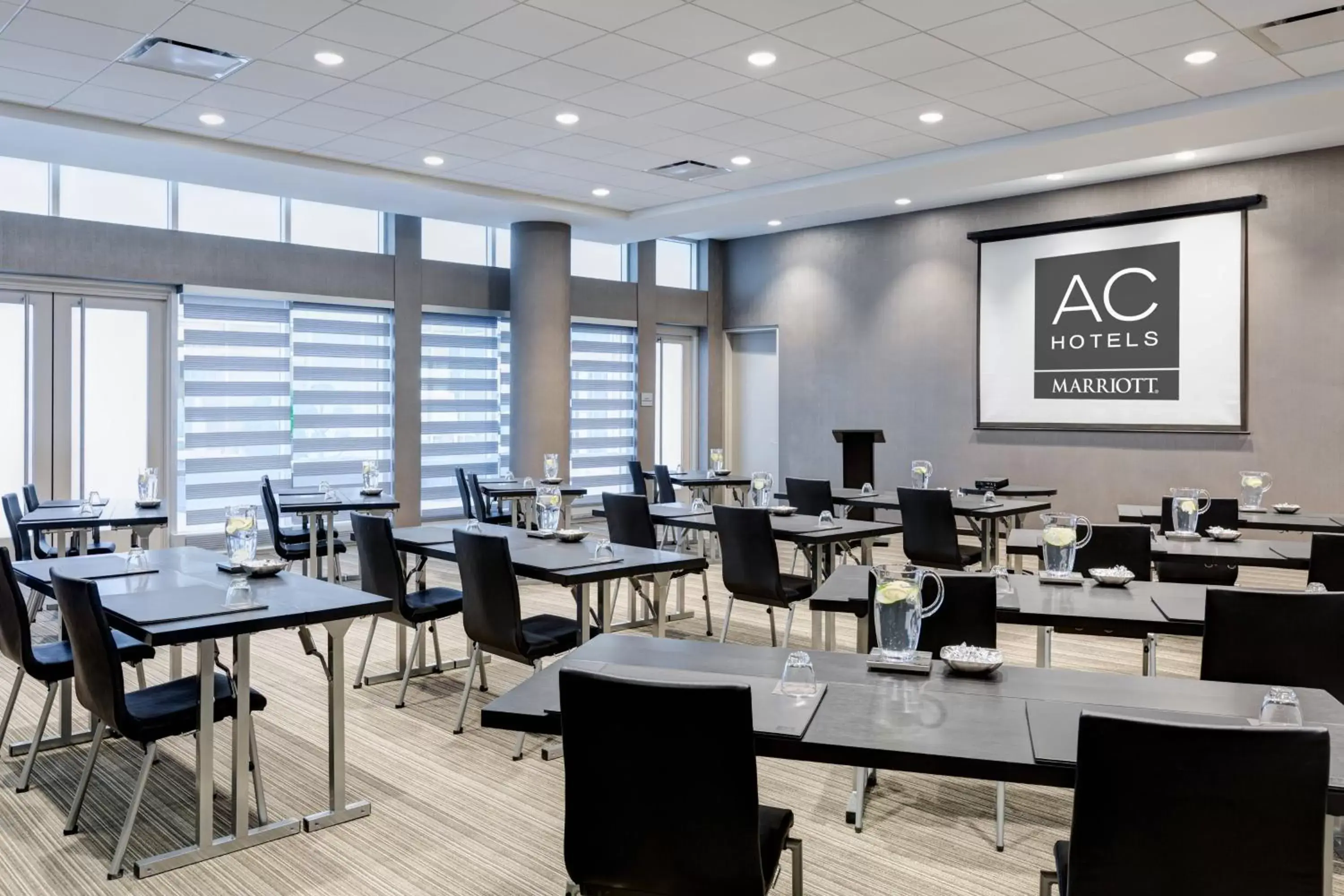 Meeting/conference room, Restaurant/Places to Eat in AC Hotel National Harbor Washington, DC Area