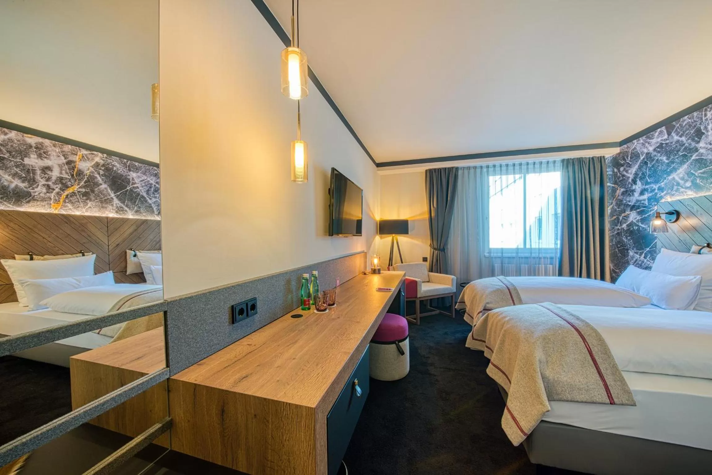 Photo of the whole room, Bed in FourSide Hotel Salzburg Messe, Trademark Collection by Wyndham