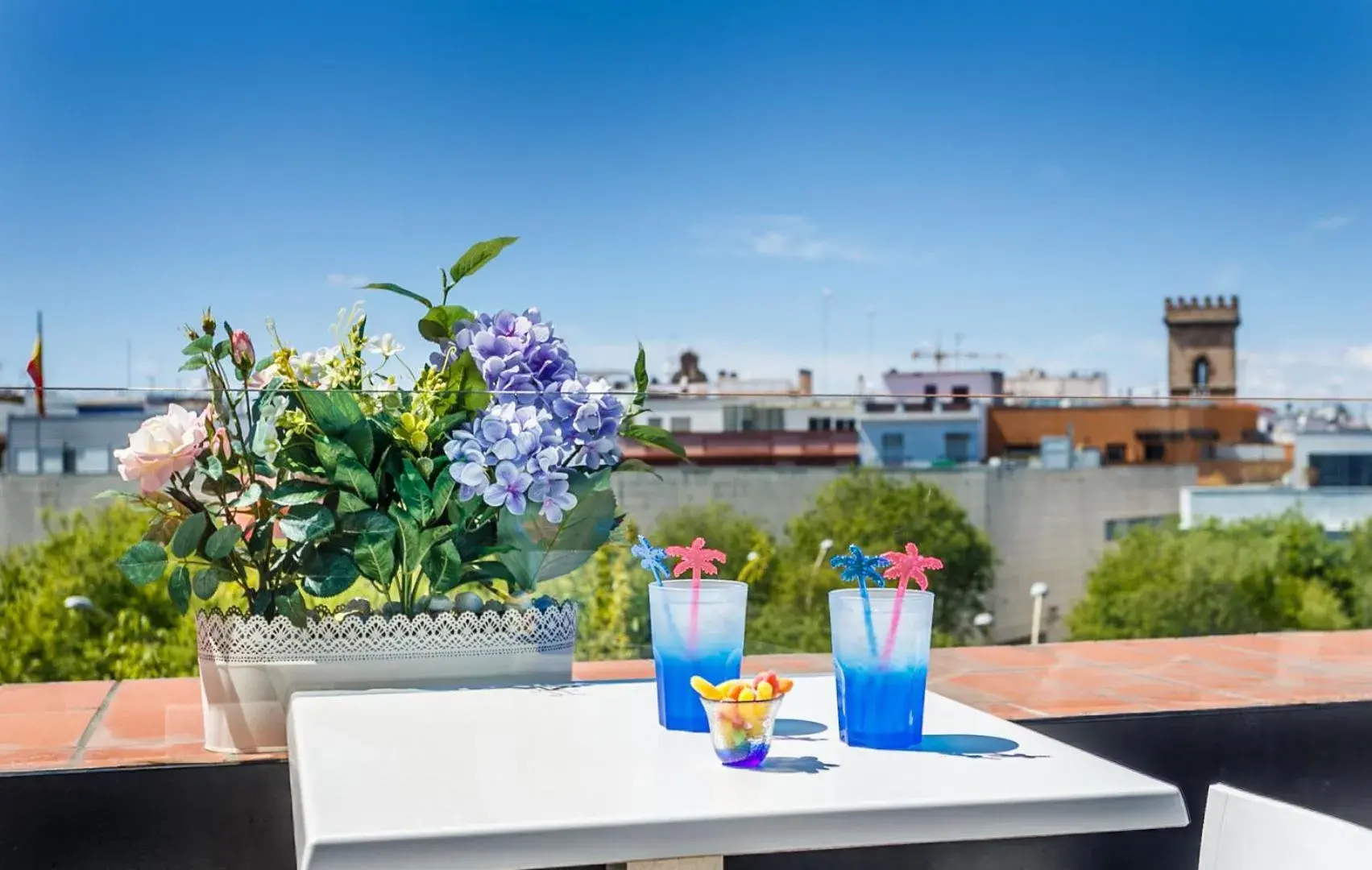 Lounge or bar in Patio de La Alameda