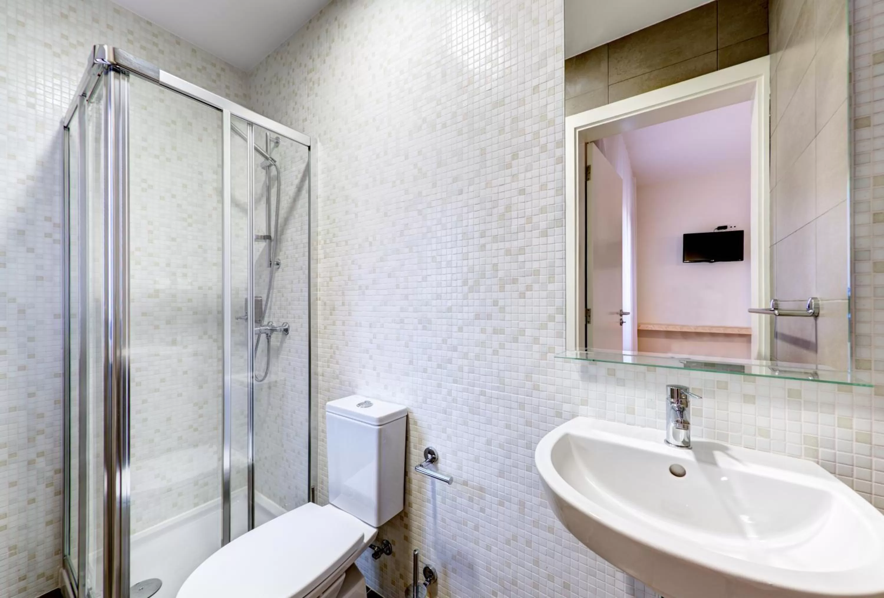 Shower in Hotel do Mercado