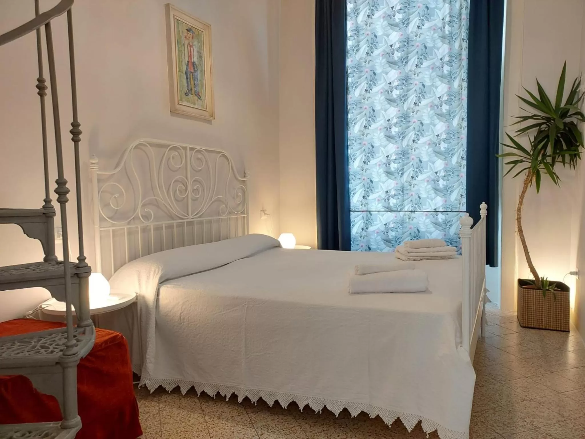 Bed in B&B Palazzo Carafa di Montorio