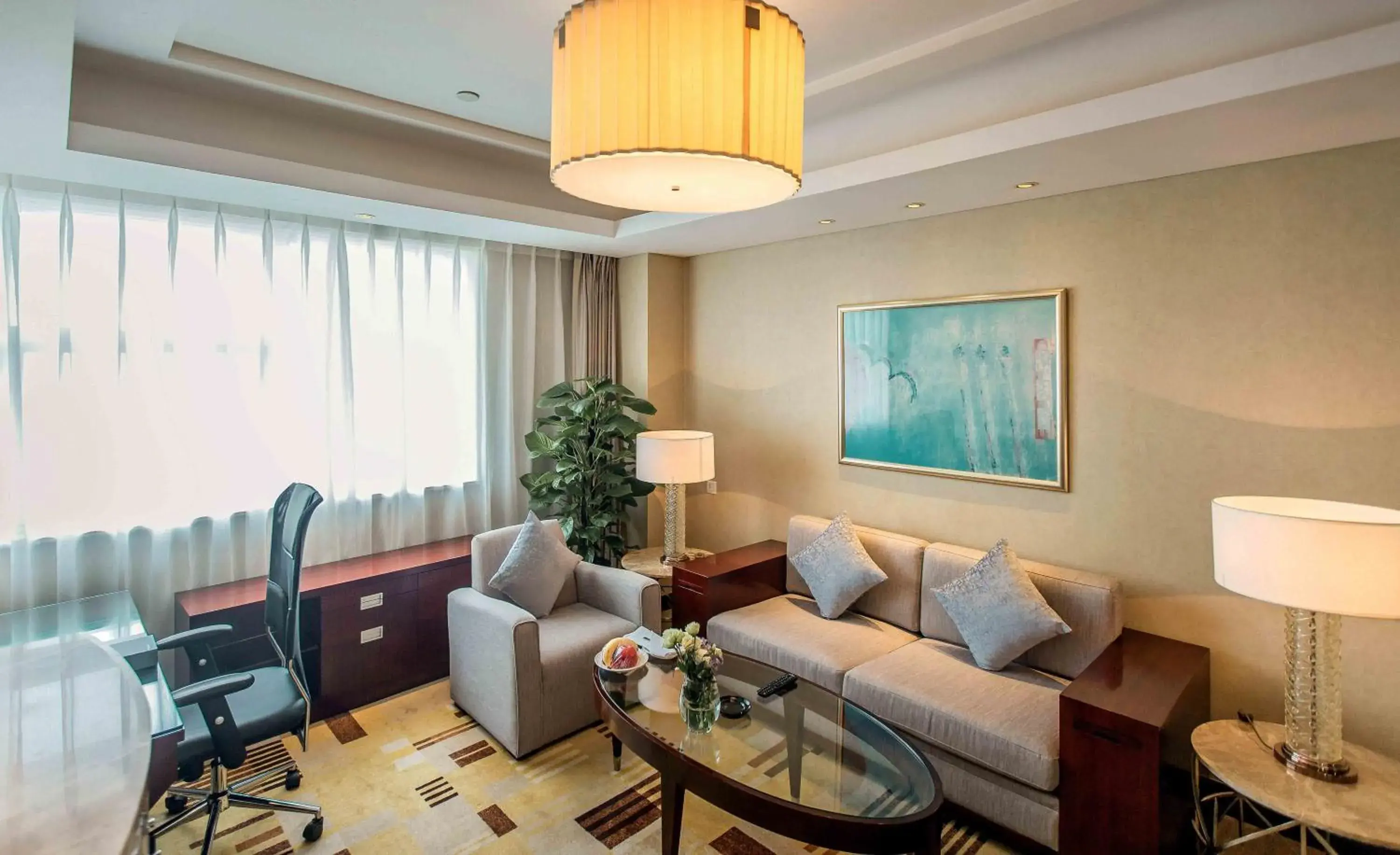 Bedroom, Seating Area in Sheraton Guiyang Hotel