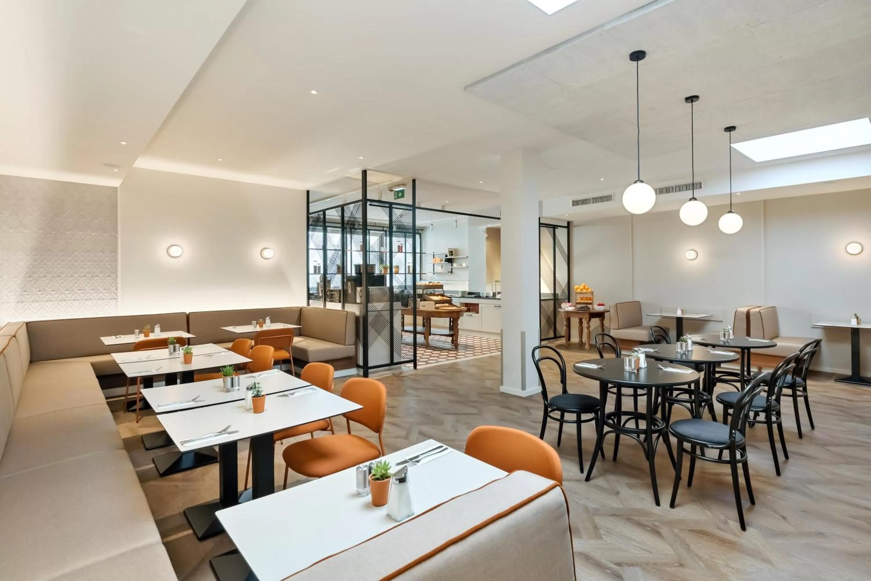 Restaurant/places to eat in Austria Trend Hotel Anatol Wien