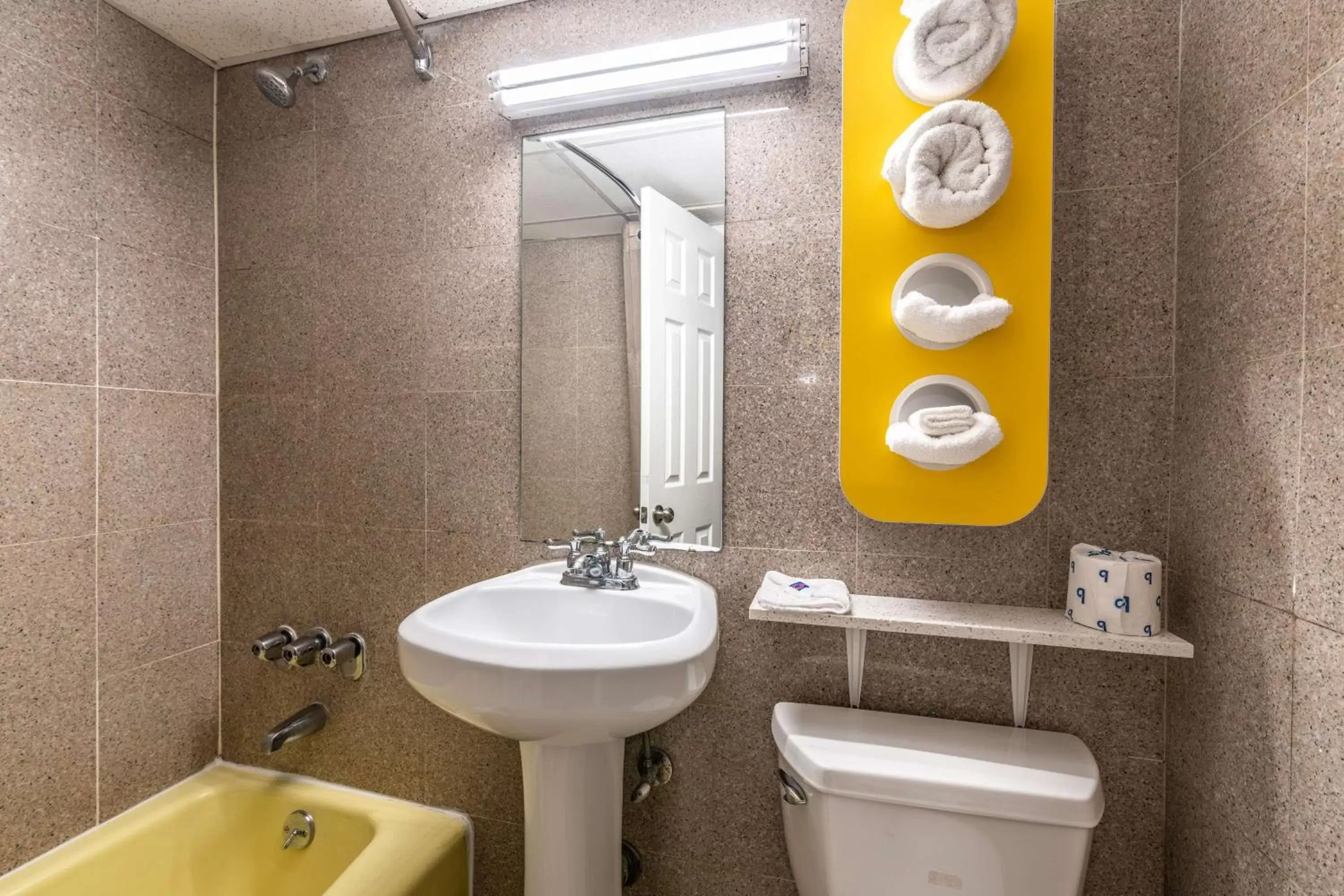 Bathroom in Motel 6-Elmsford, NY - White Plains