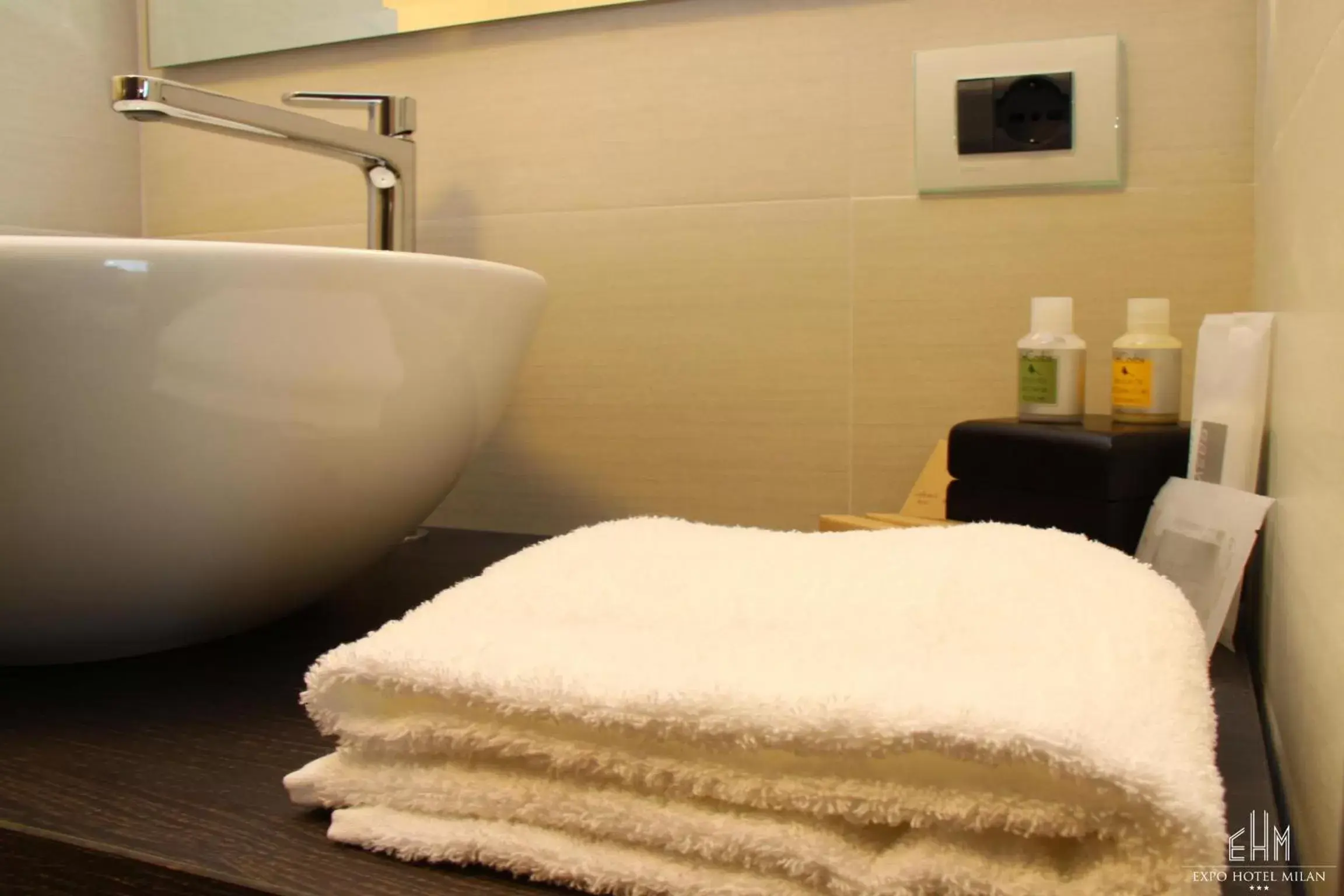 Bathroom in Expo Hotel Milan Bathroom in Expo Hotel Milan