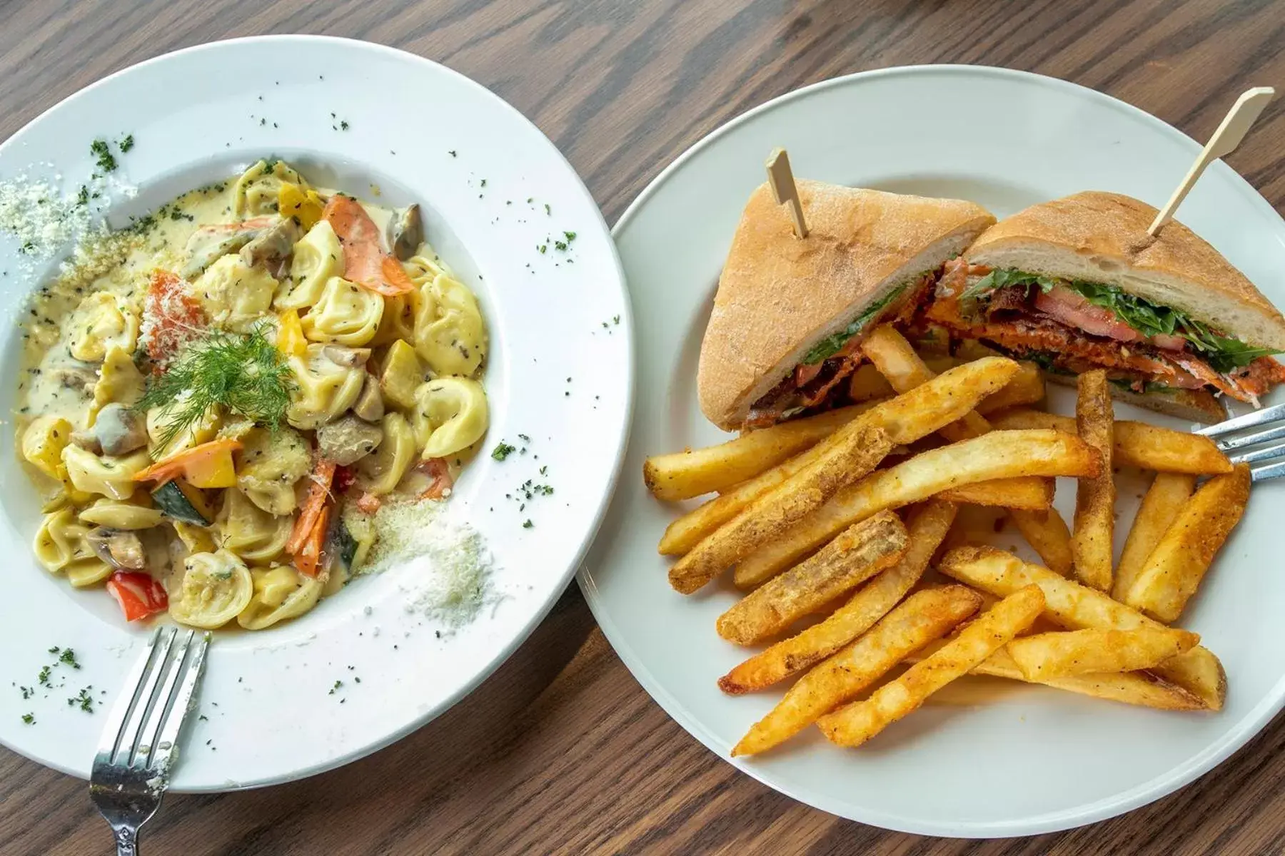 Food and drinks in Adobe Resort Food and drinks in Adobe Resort