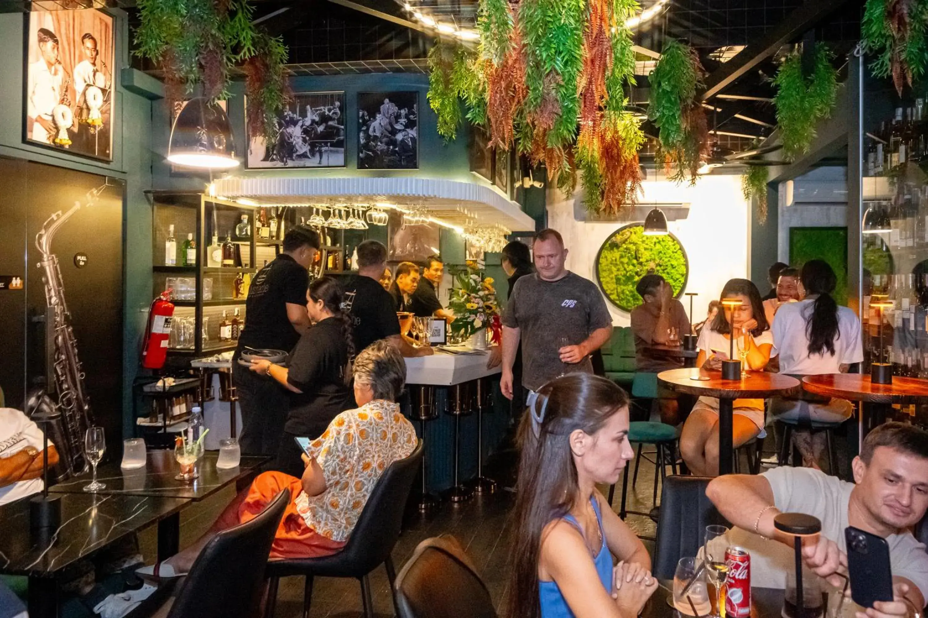 Restaurant/places to eat in The Color Kata Restaurant/places to eat in The Color Kata