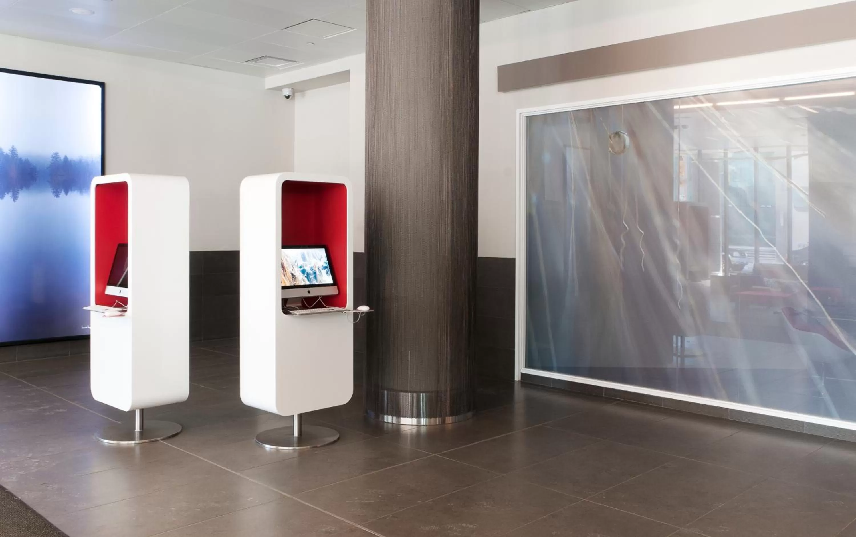 Business facilities in DoubleTree by Hilton Ottawa Downtown