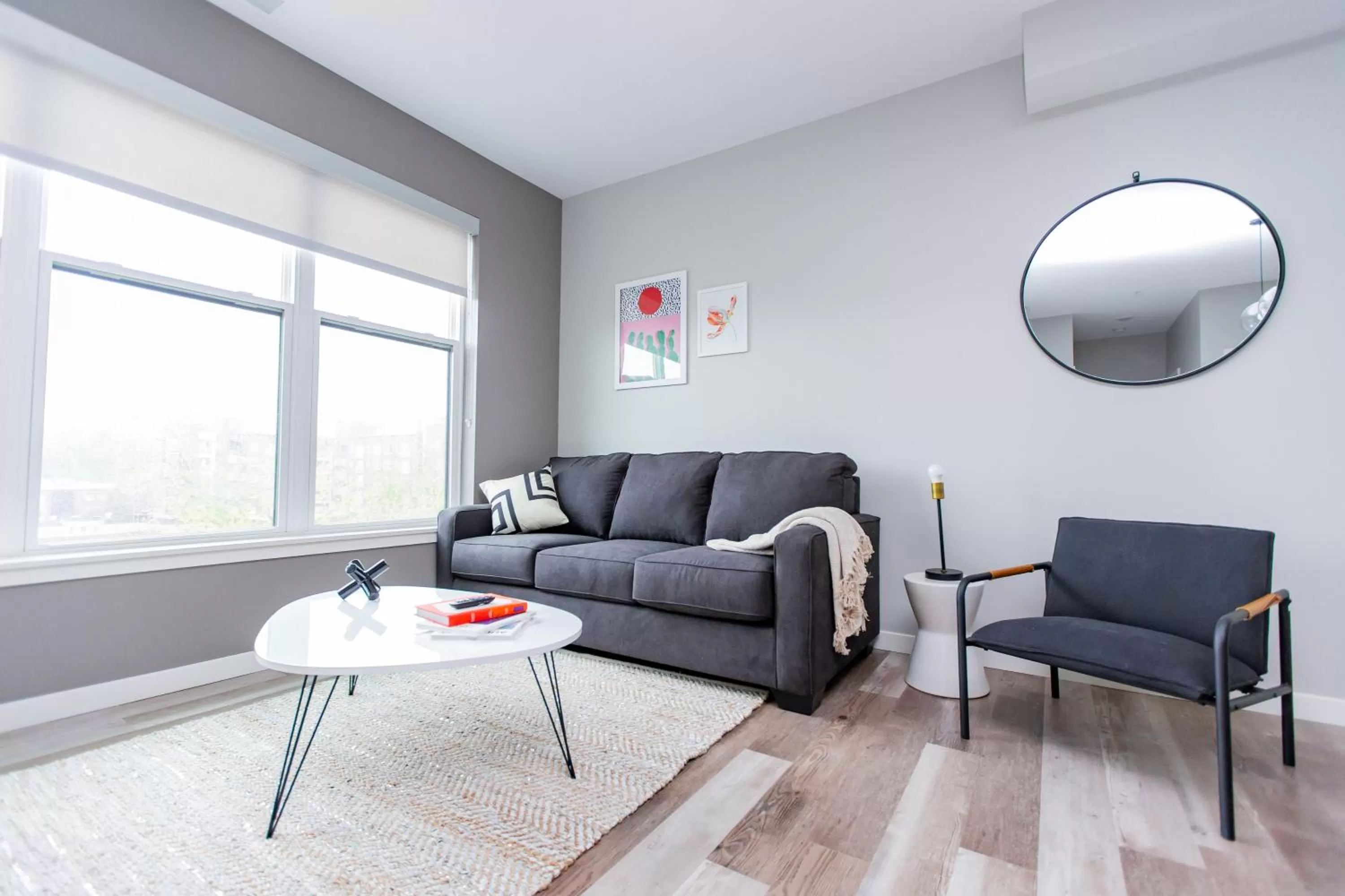 One-Bedroom Apartment (Self Check-in with Virtual Front Desk) in Kasa Forest Park St Louis