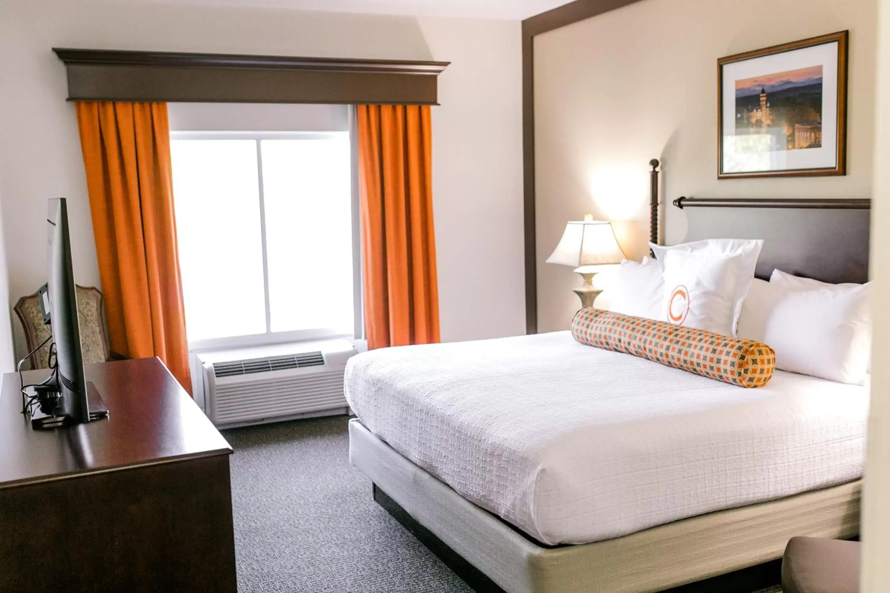 King Suite in James F. Martin Inn King Suite in James F. Martin Inn