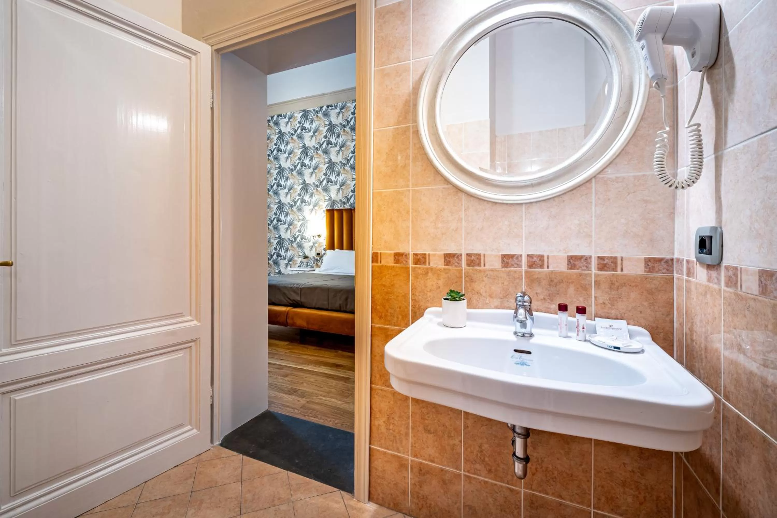 Bathroom in Maison Pitti Florence