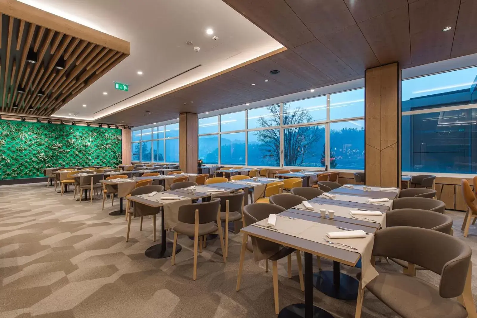 Restaurant/Places to Eat in Rikli Balance Hotel – Sava Hotels & Resorts