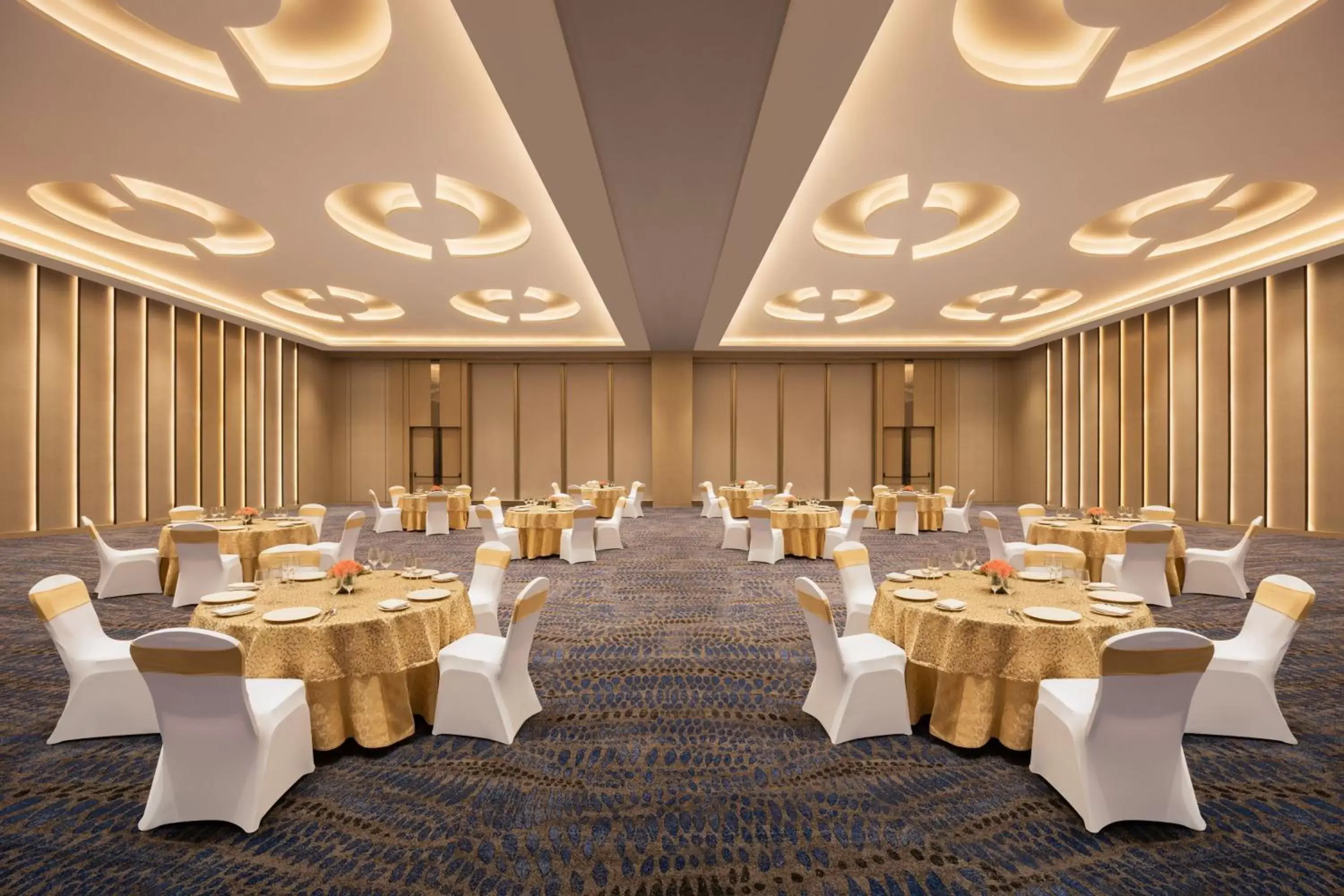 Meeting/conference room, Banquet Facilities in Courtyard by Marriott Shillong