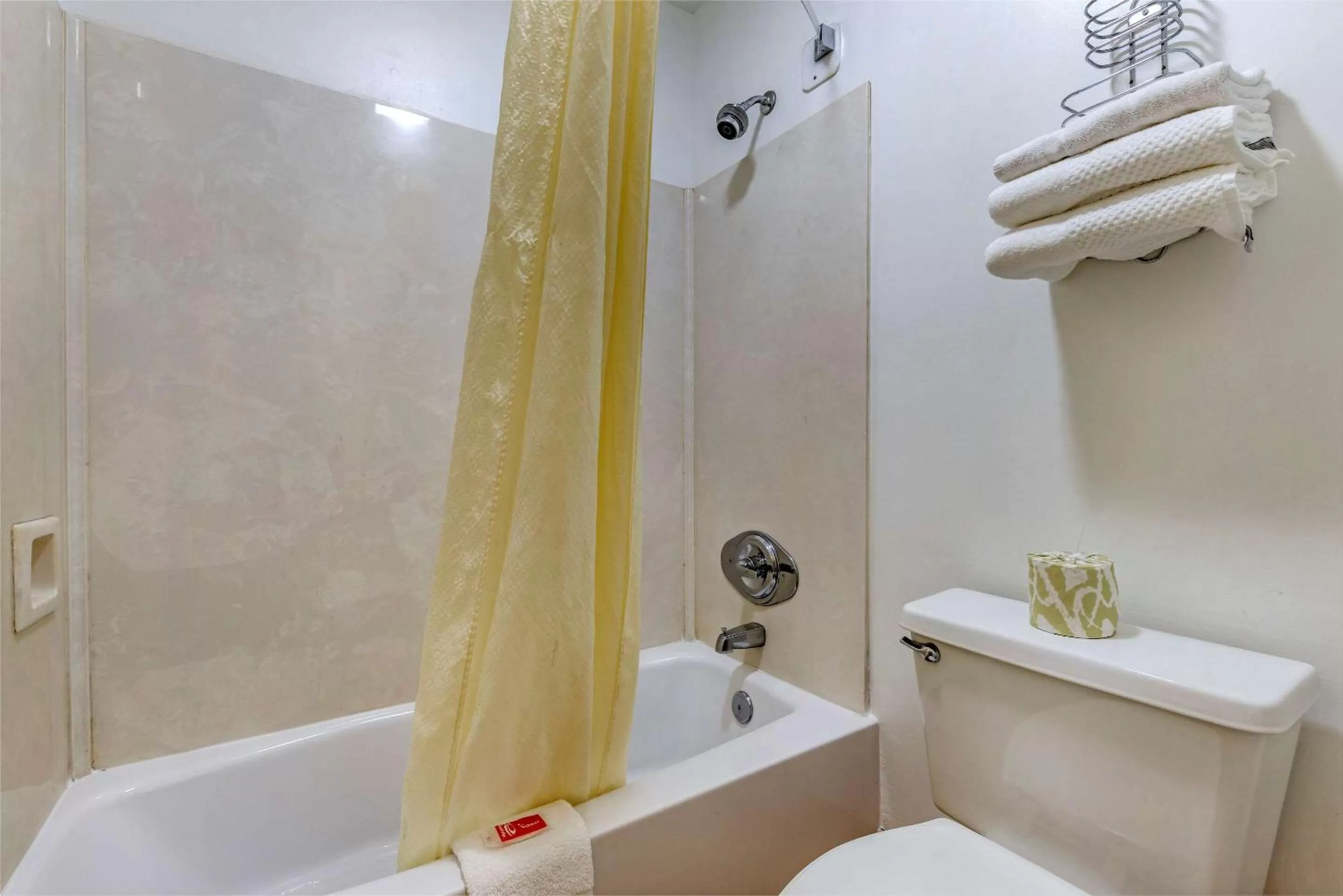 Photo of the whole room in Econo Lodge Inn & Suites