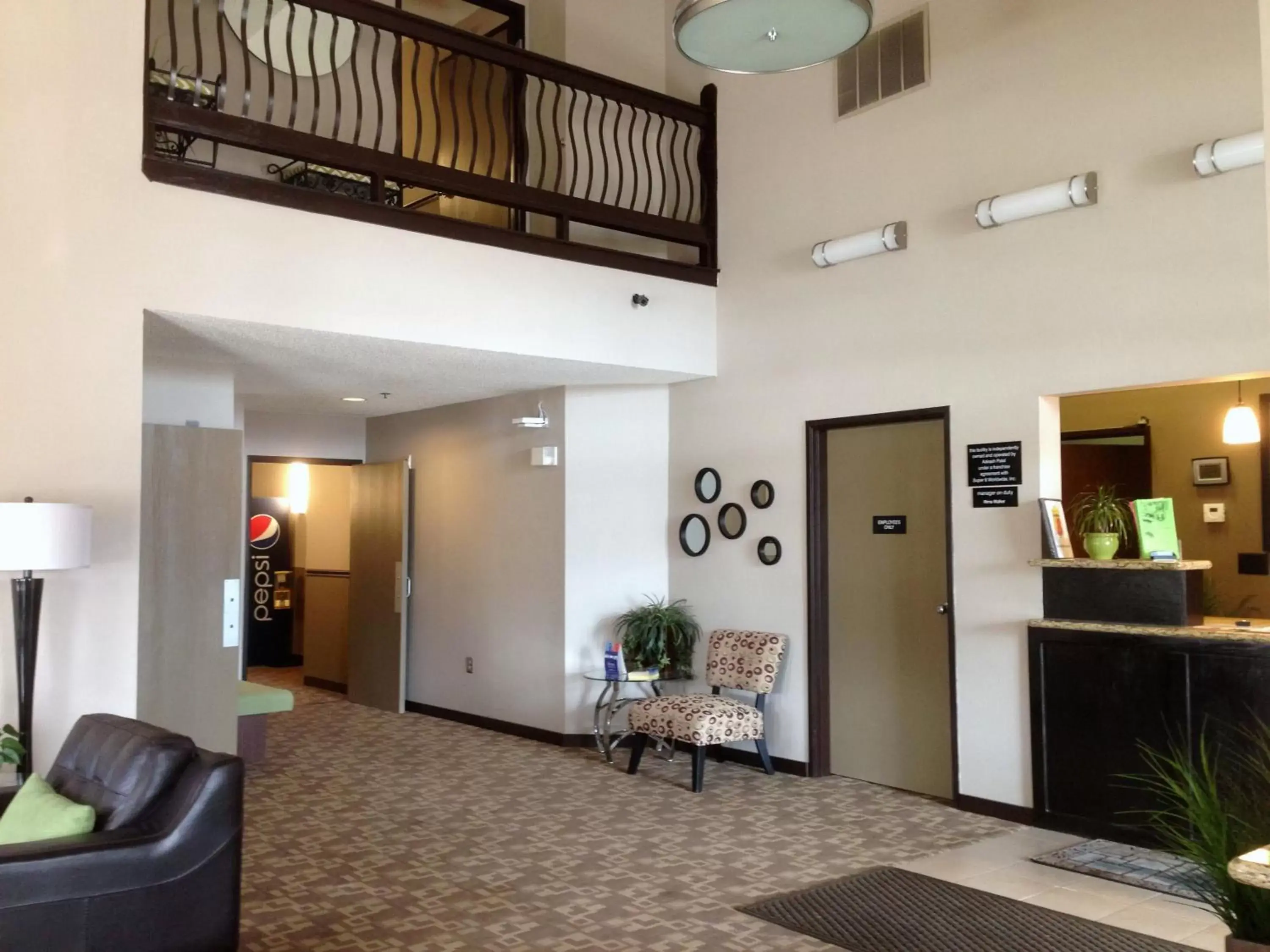 Lobby or reception in Super 8 by Wyndham Stafford/Springfield Area Lobby or reception in Super 8 by Wyndham Stafford/Springfield Area