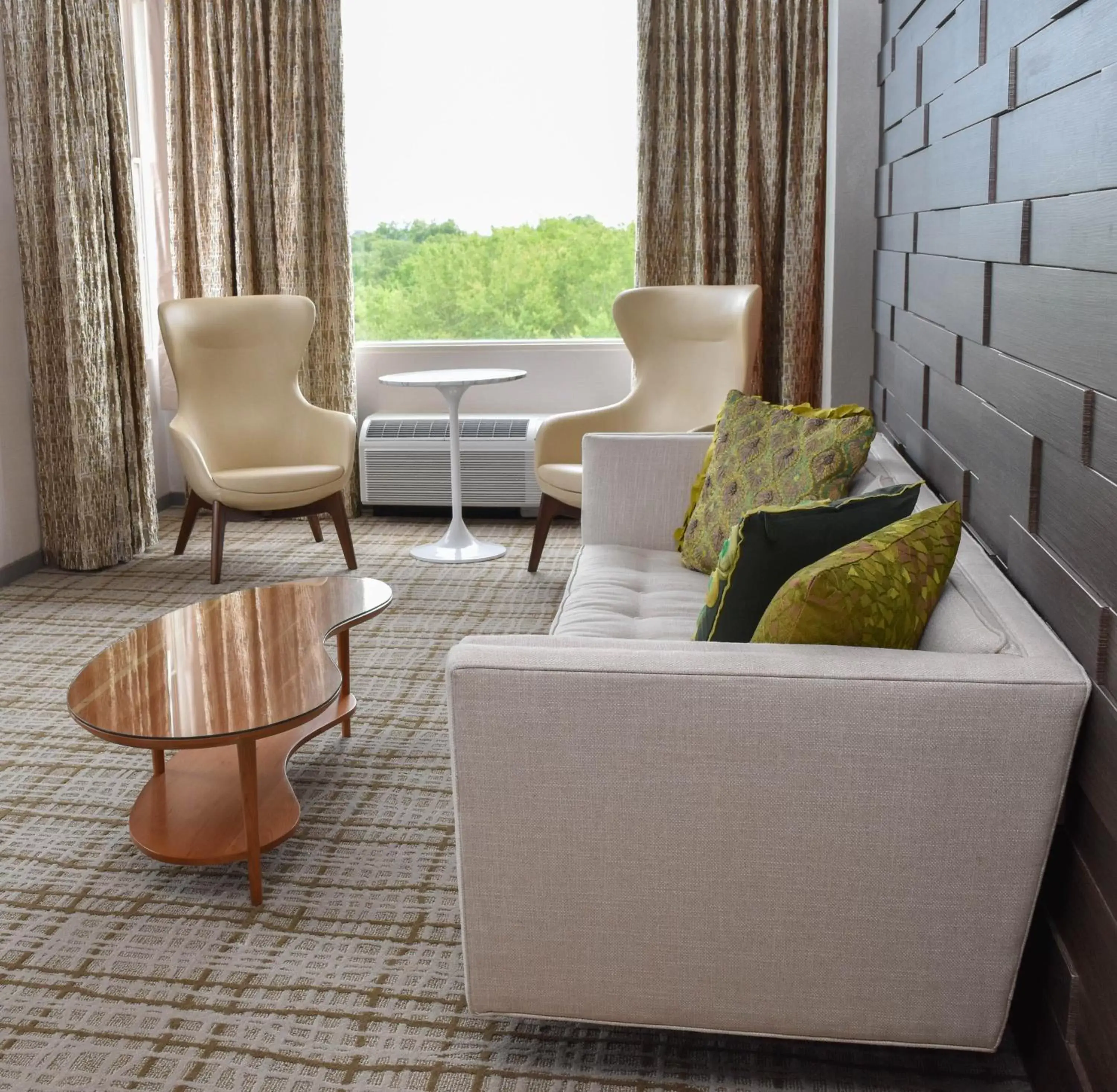 Living room, Seating Area in The Fredonia Hotel