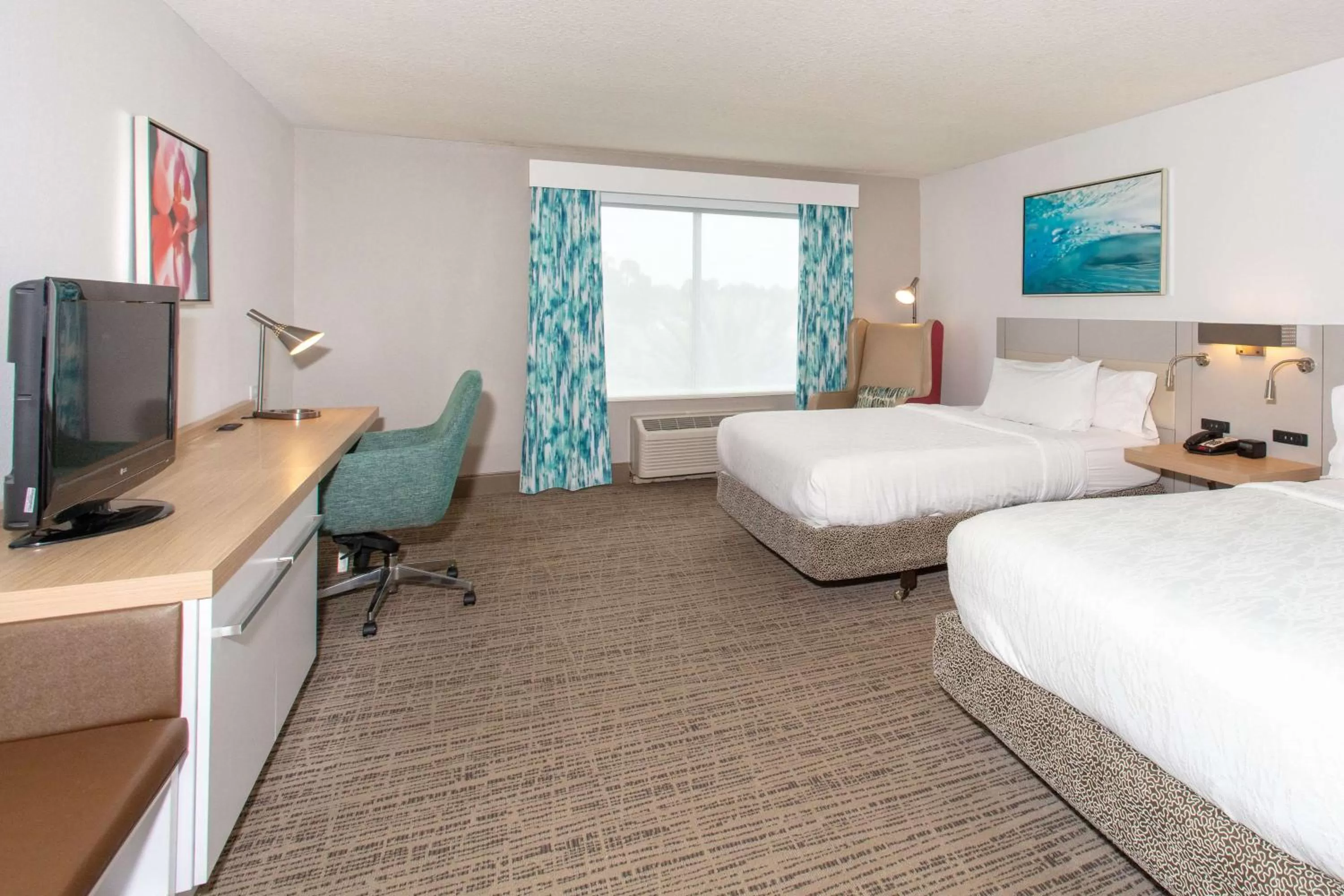 Bed in Hilton Garden Inn Jacksonville Airport