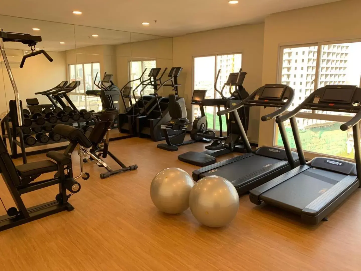 Fitness centre/facilities, Fitness Center/Facilities in TK VIEW HOTEL & APARTMENT