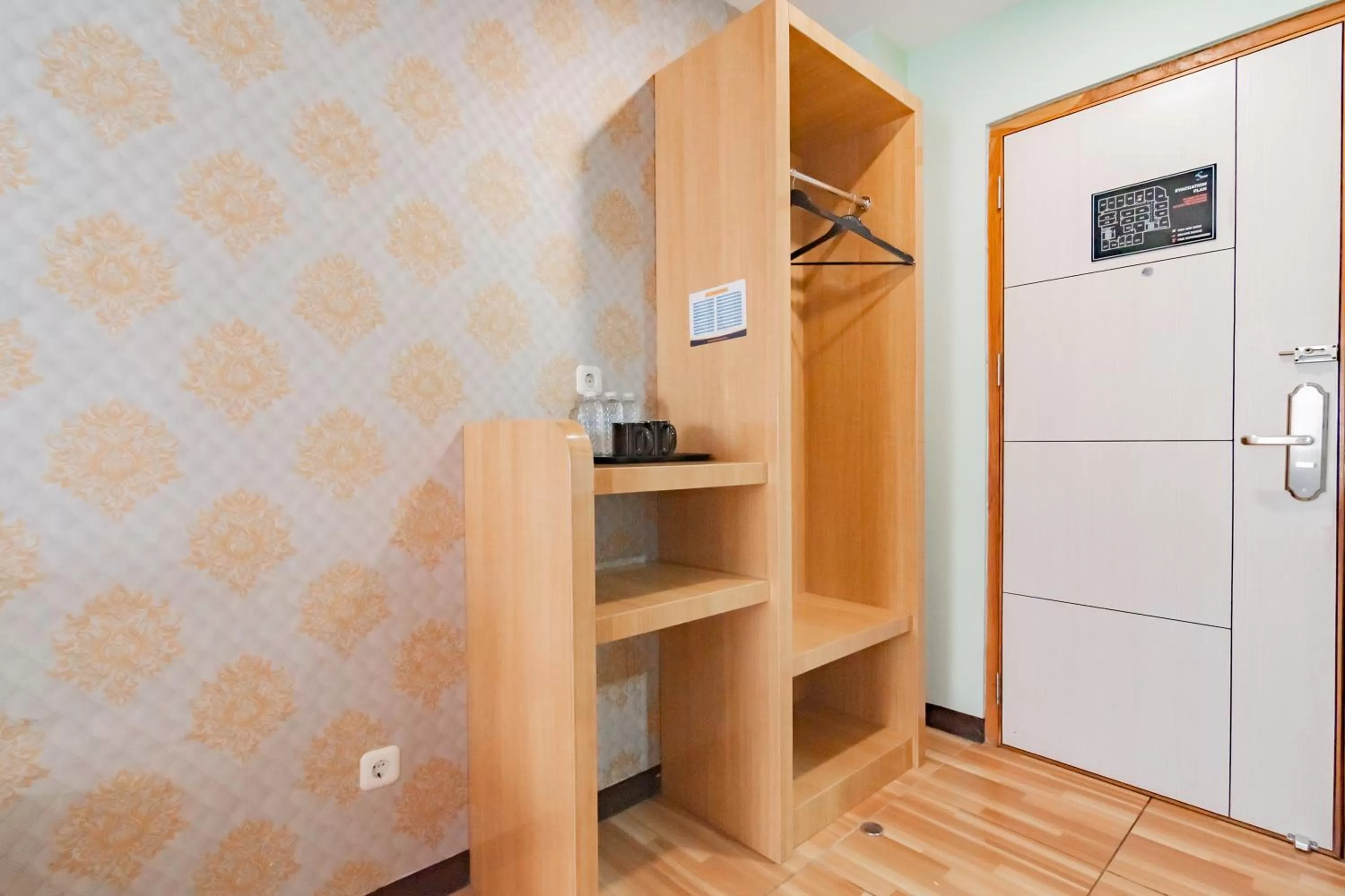 Bedroom in RedDoorz Premium near Bandung Station