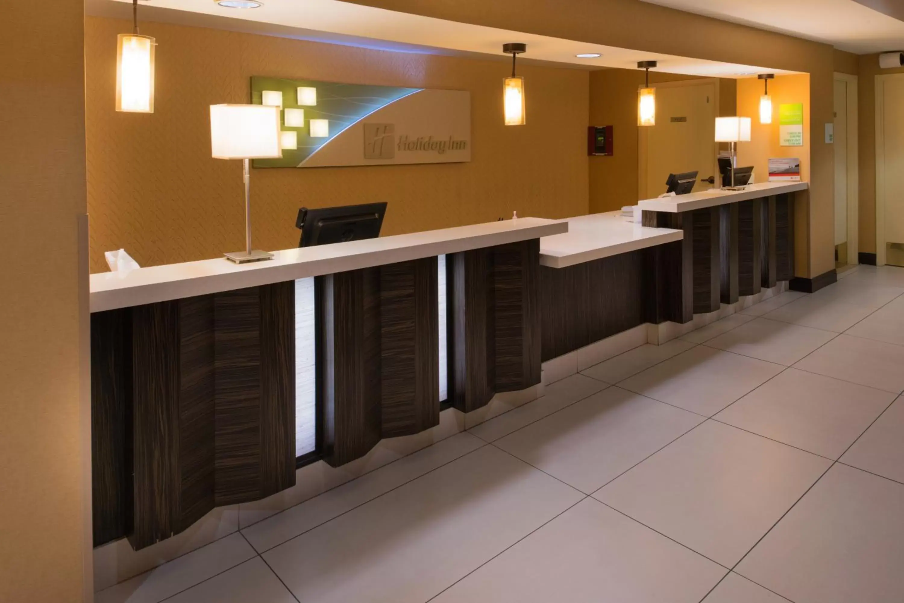 Lobby or reception, Lobby/Reception in Holiday Inn Dublin - Pleasanton, an IHG Hotel