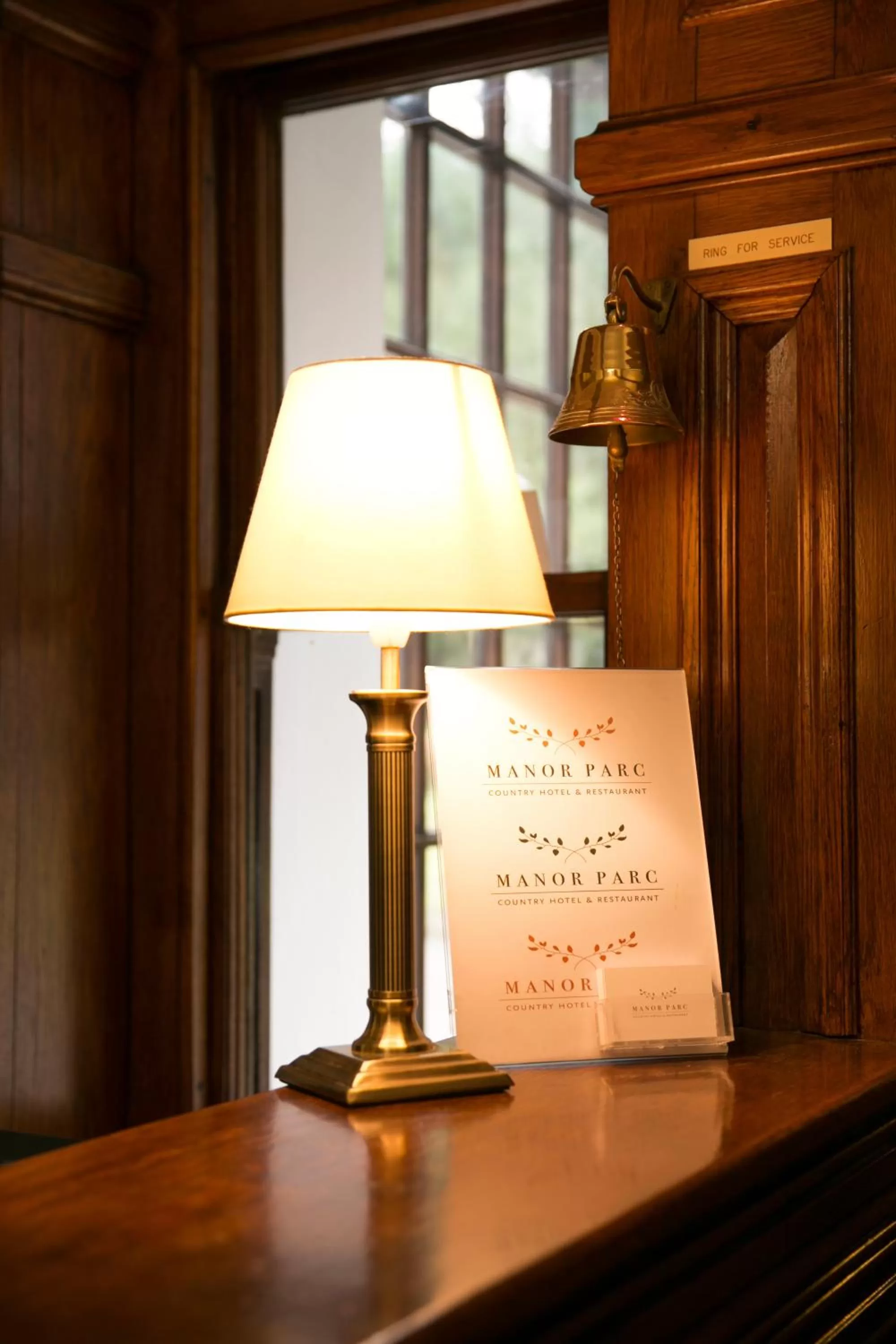 Lobby or reception in Manor Parc Hotel