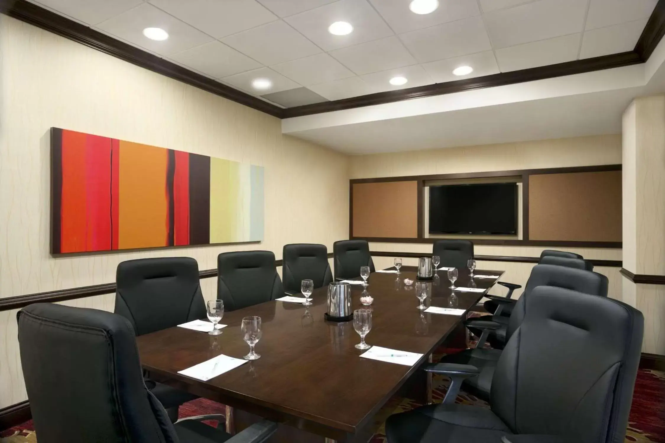 Meeting/conference room in Embassy Suites Cleveland - Beachwood