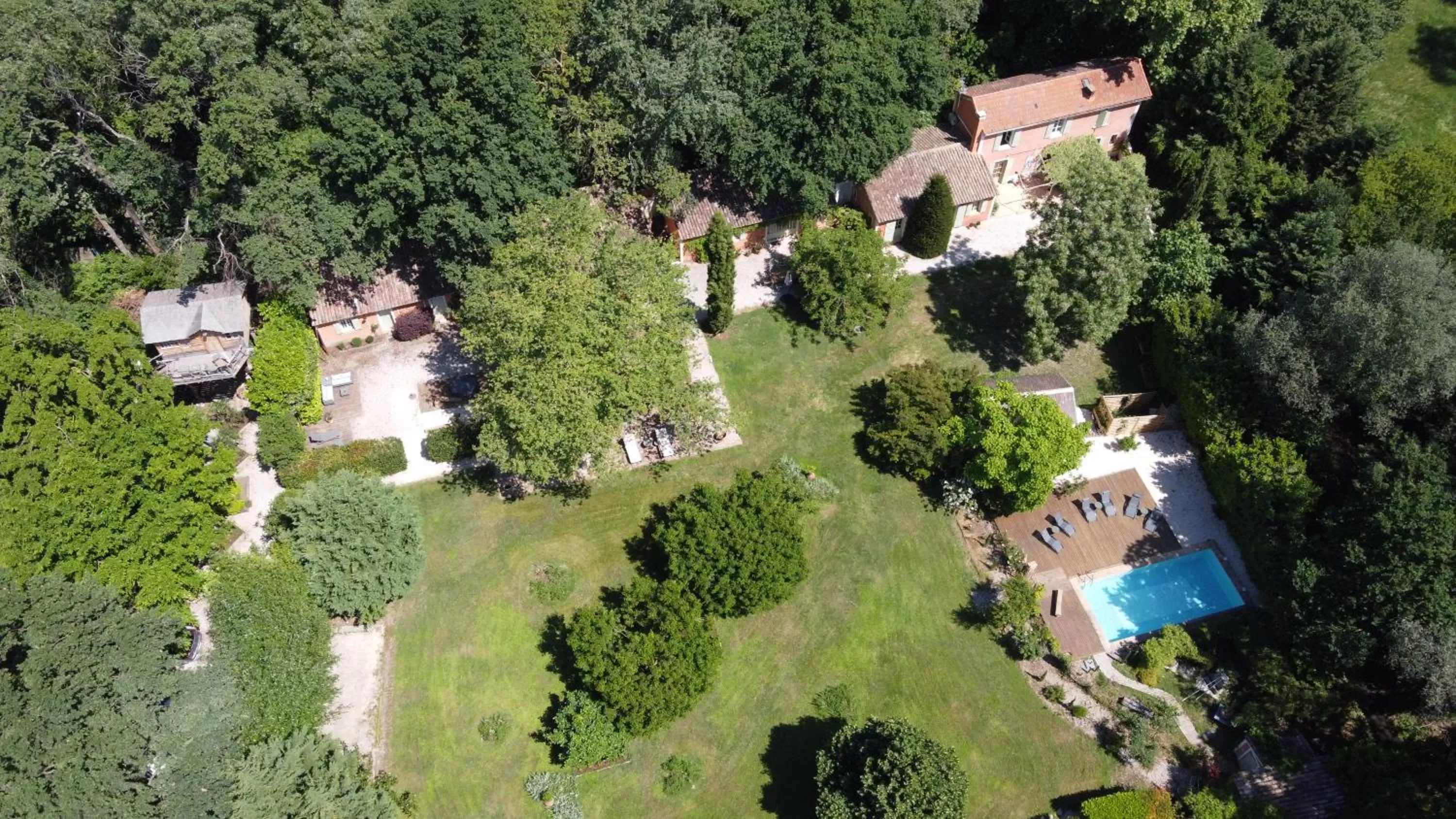Bird's eye view, Bird's-eye View in Le Pavillon Vert - B&B