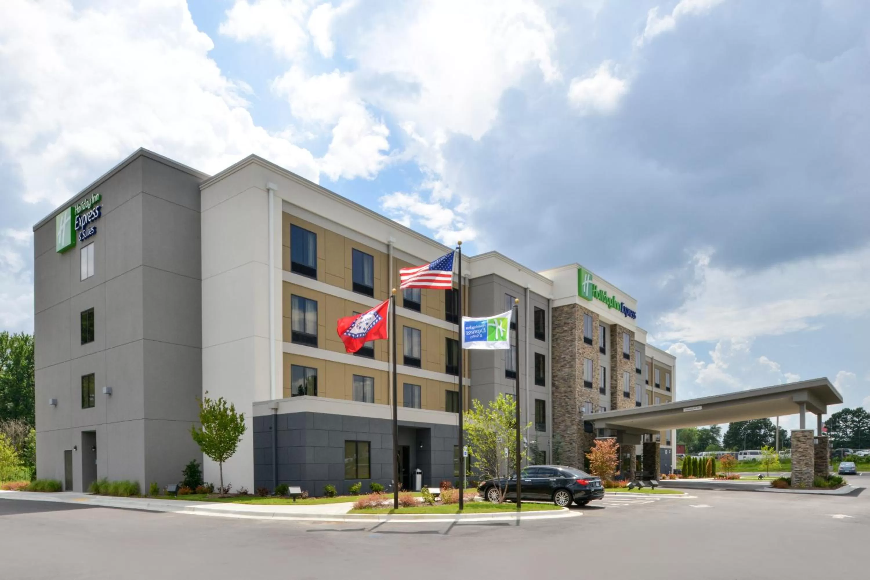 Property building in Holiday Inn Express and Suites Bryant - Benton Area by IHG