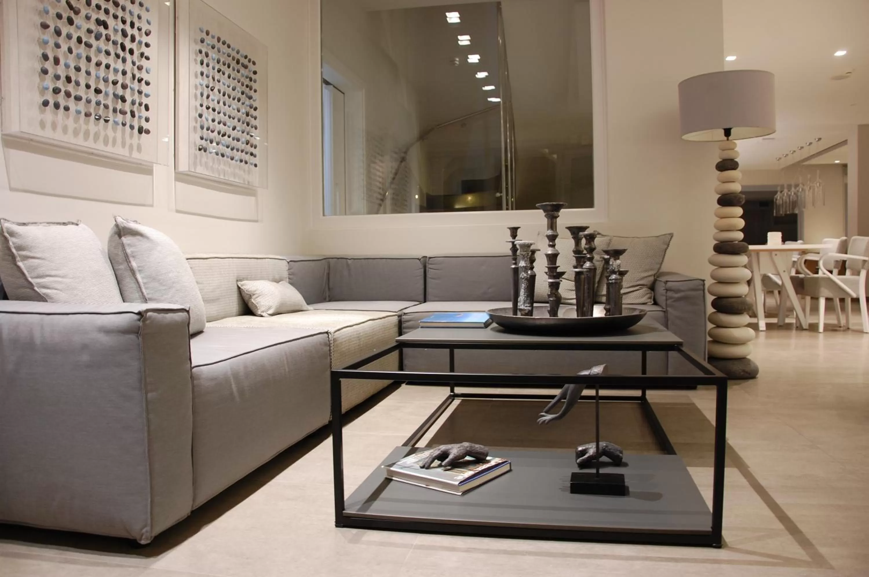 Seating area in Hotel Grotta