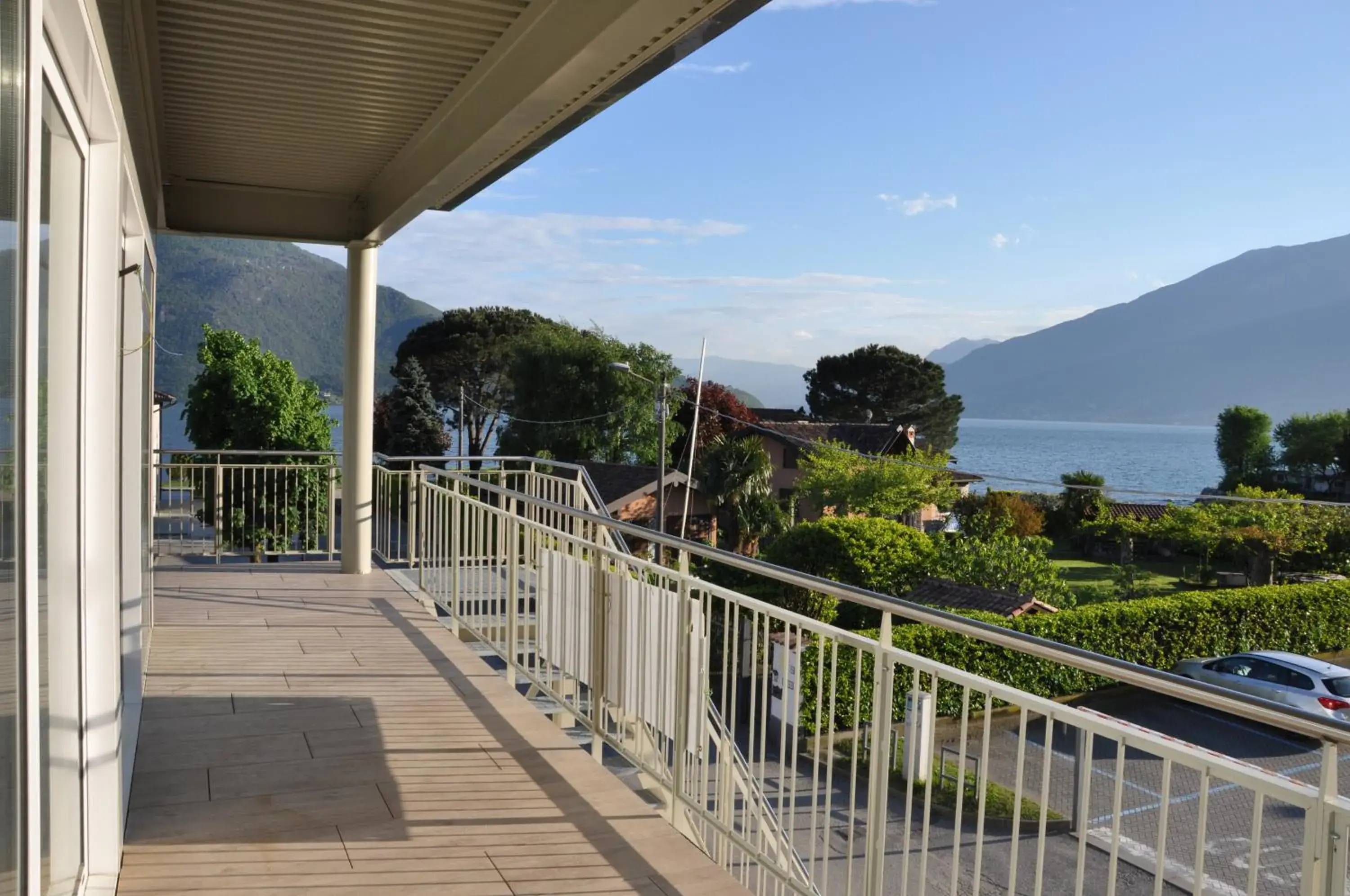 Lake view, Balcony/Terrace in Hotel Vischi