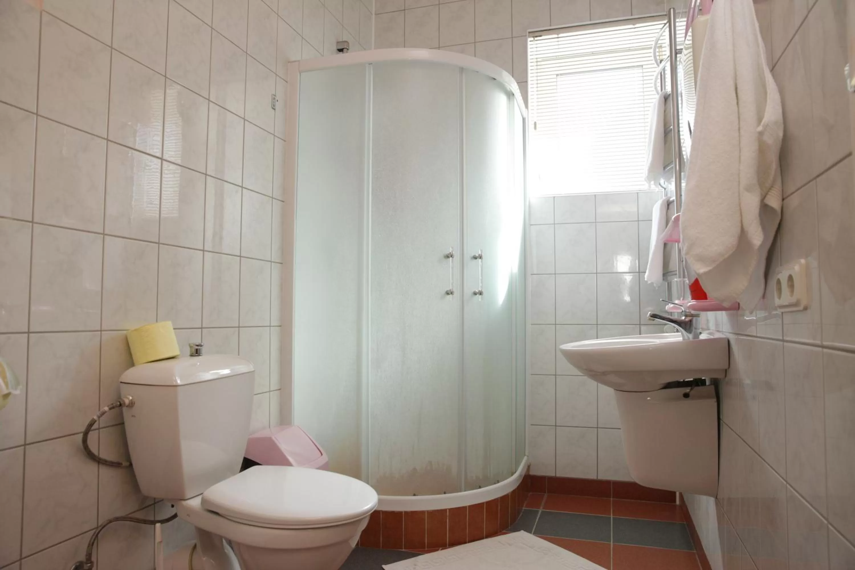 Shower, Bathroom in Guest House Linas