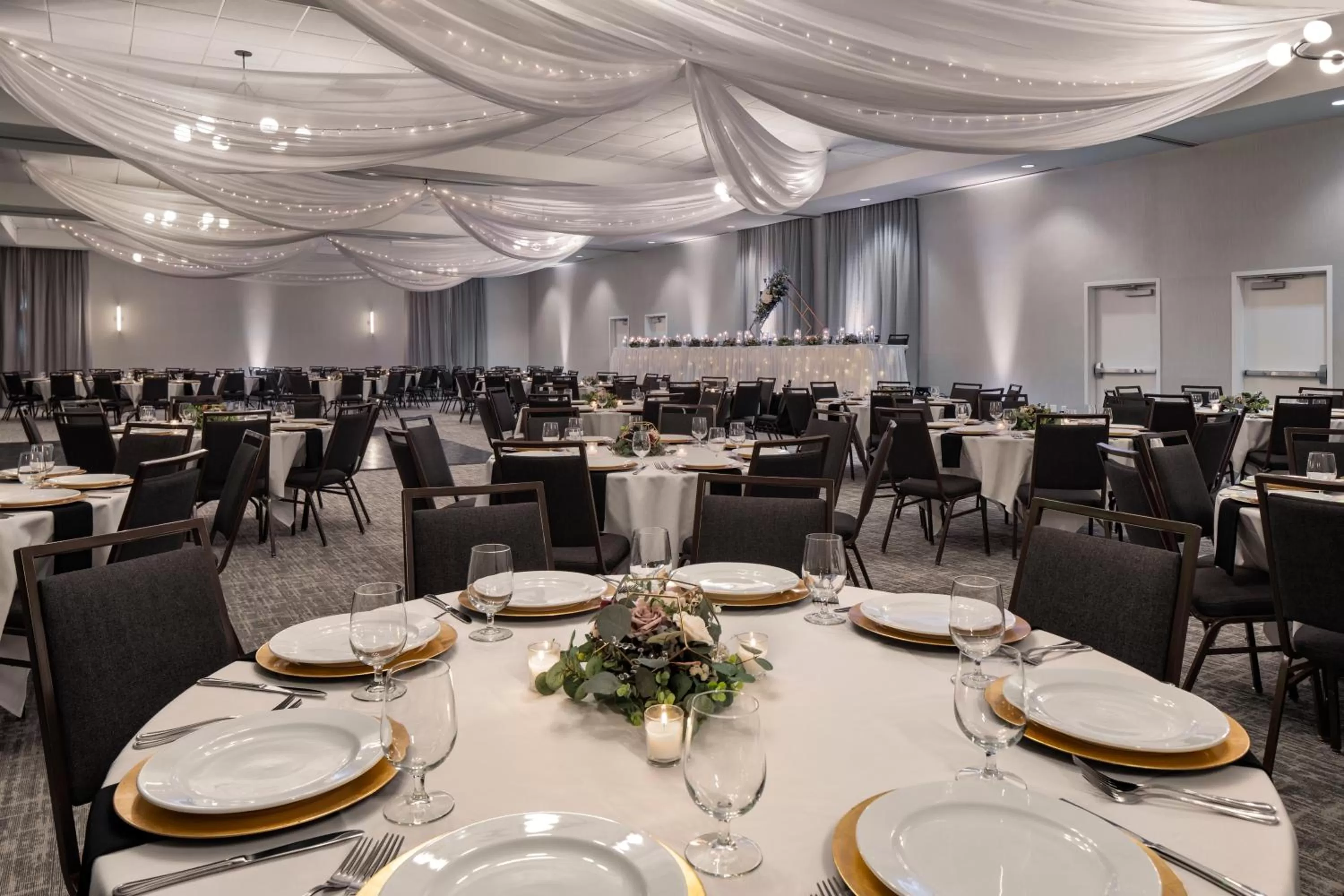 Banquet/Function facilities in Courtyard Mankato Hotel & Event Center