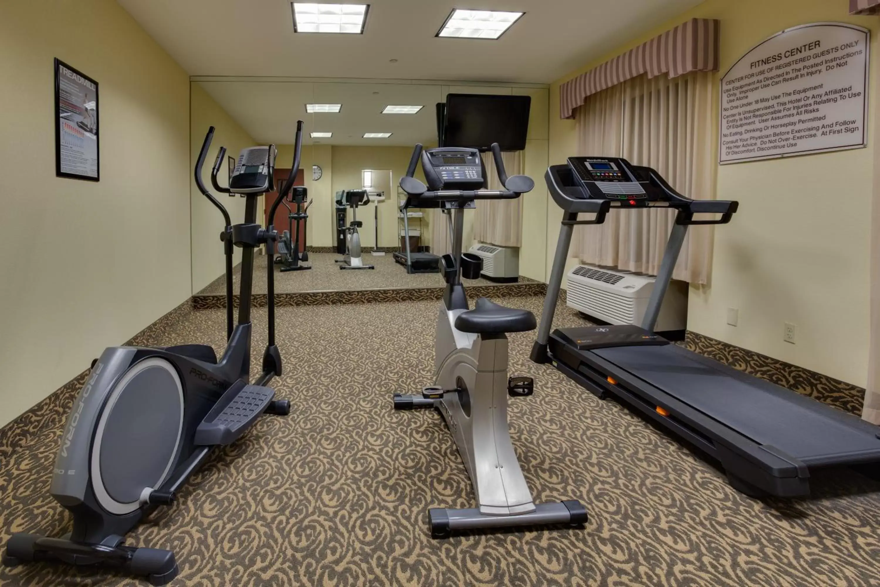 Spa and wellness centre/facilities, Fitness Center/Facilities in Holiday Inn Express & Suites Sebring, an IHG Hotel